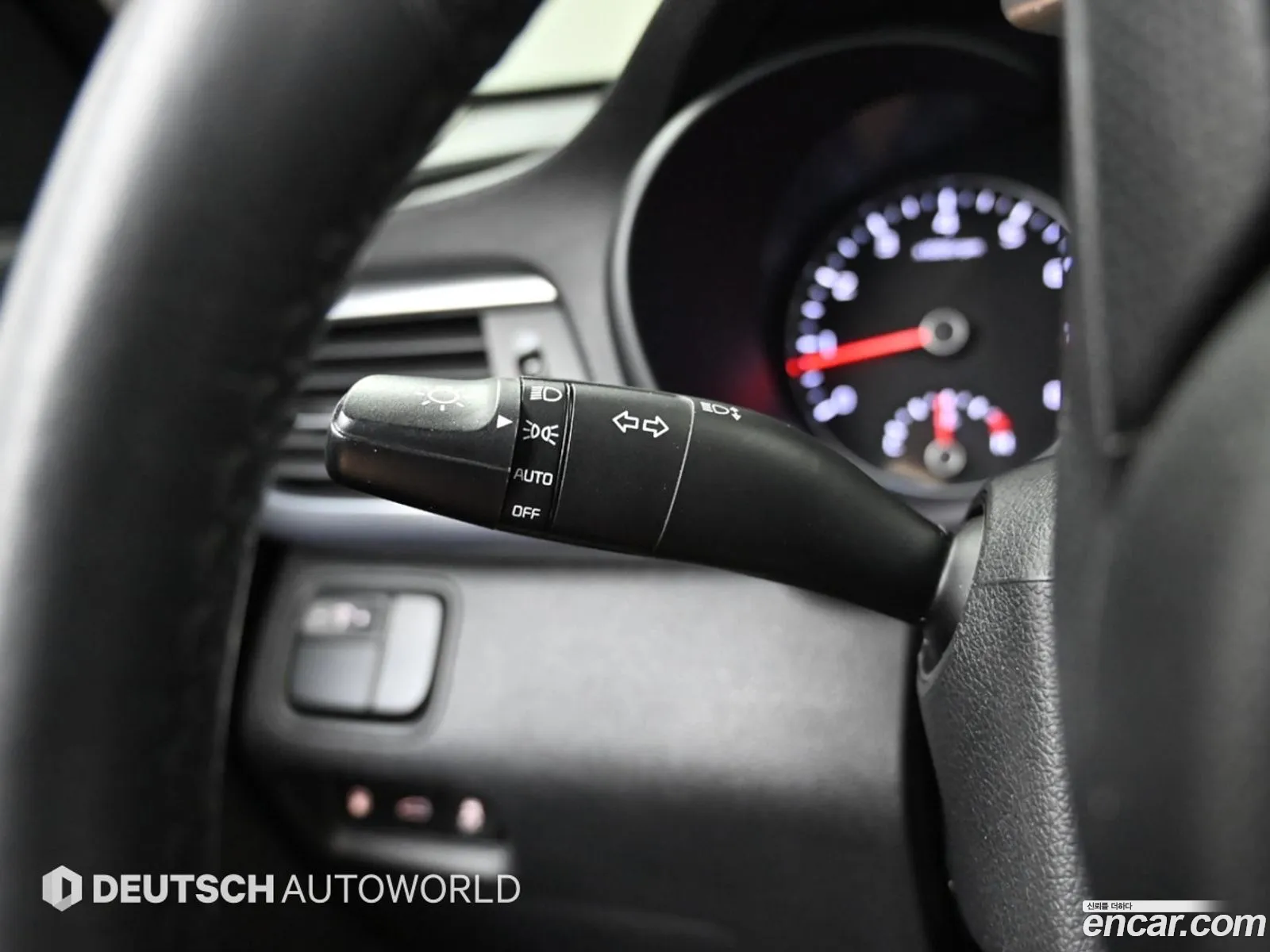 Kia K5 2016 — 17