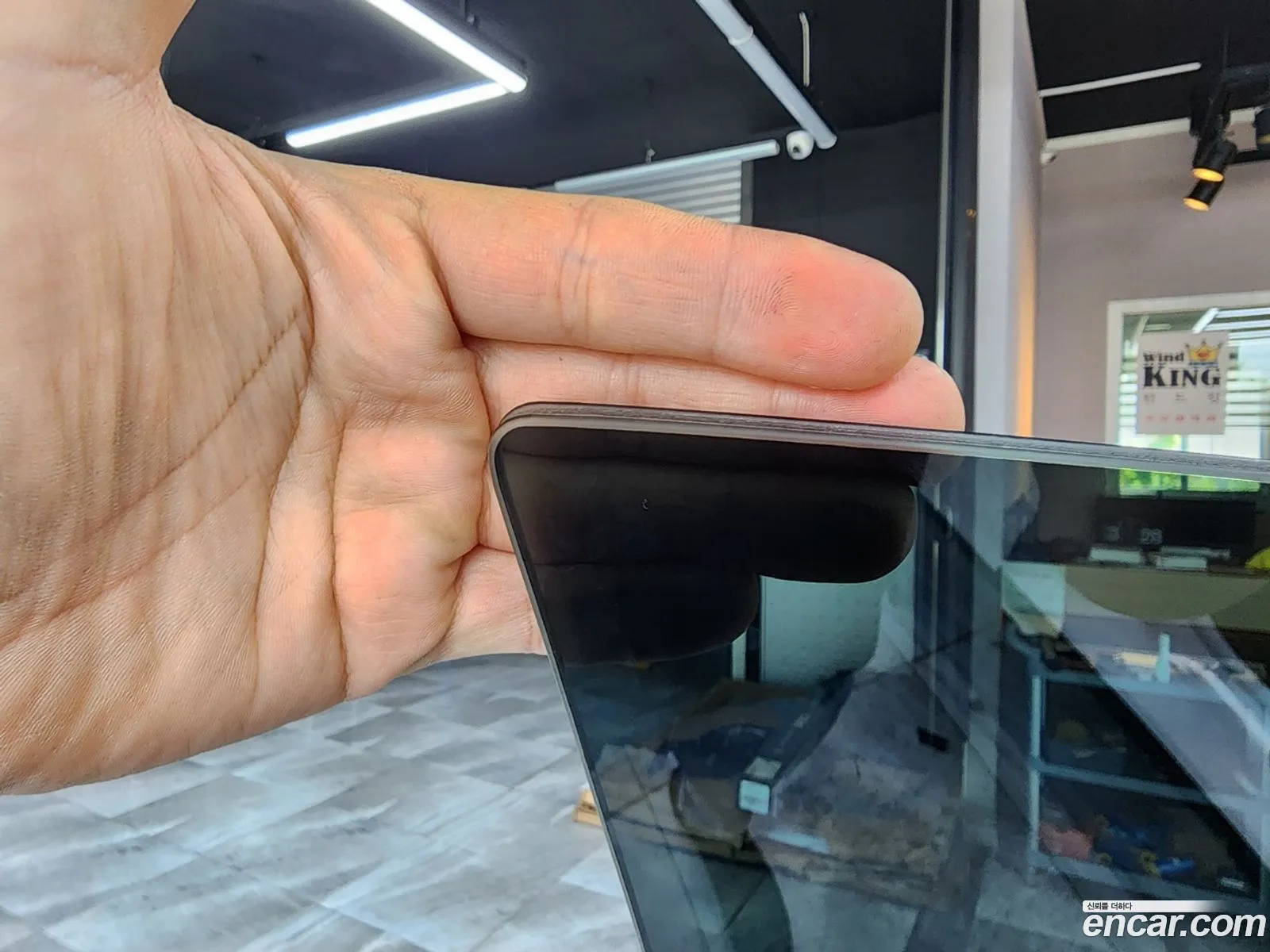 Tesla Model Y 2022 — 12