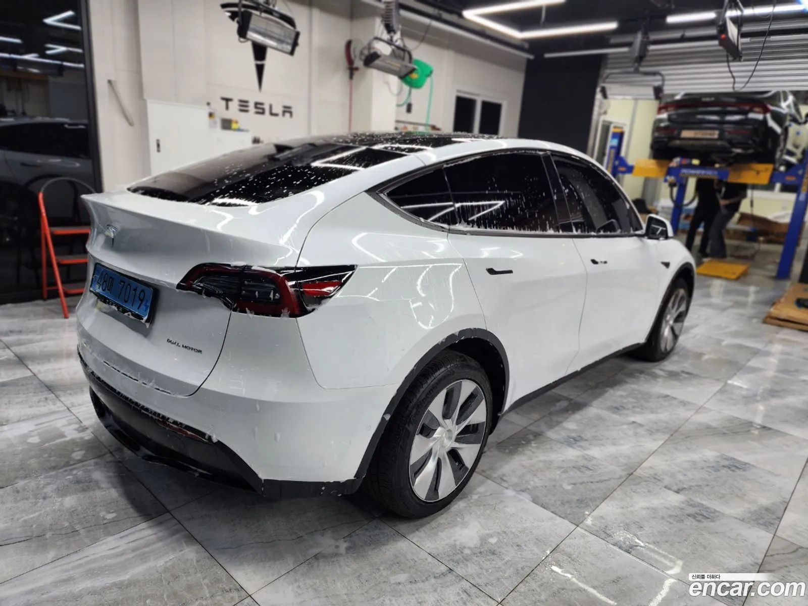 Tesla Model Y 2022 — 9