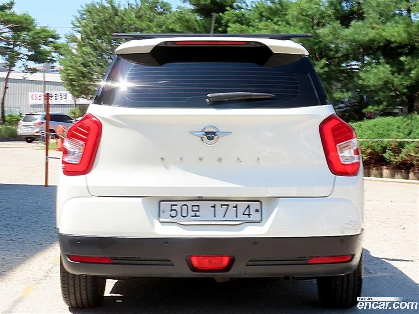 KG Mobility (SsangYong) Tivoli Air 2017 — 3