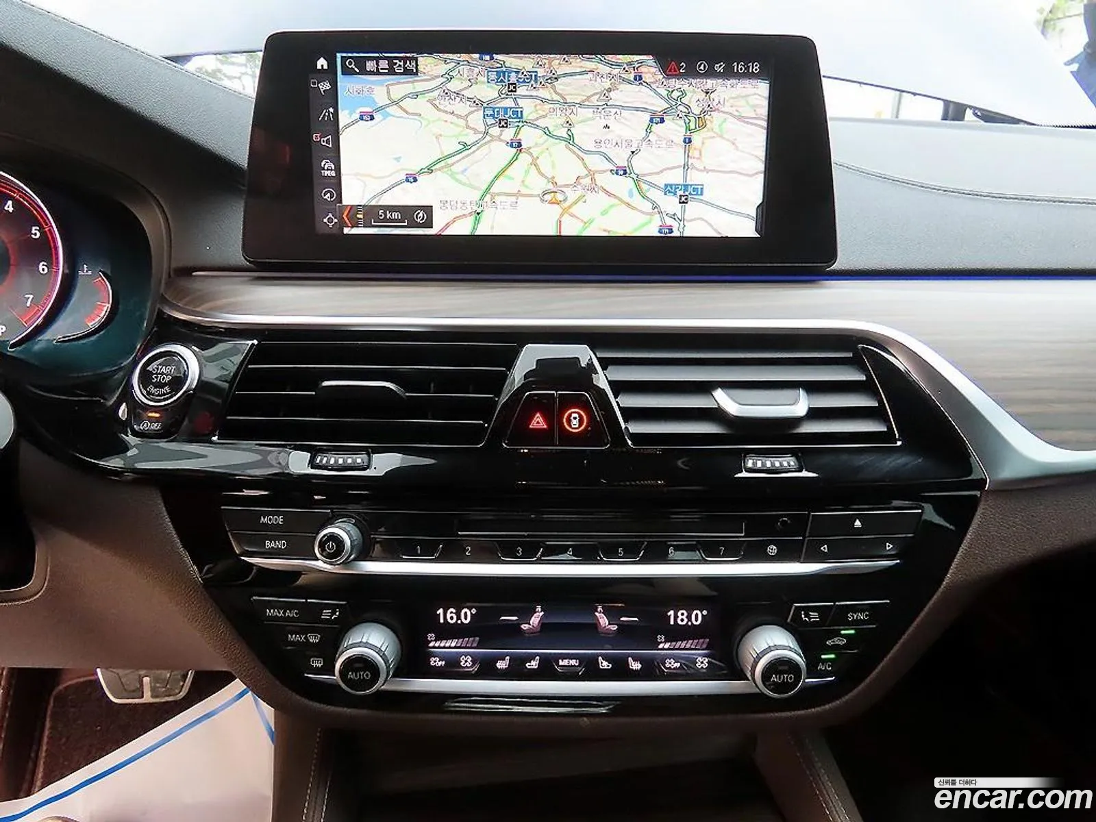 BMW 5 Series 2018 — 17