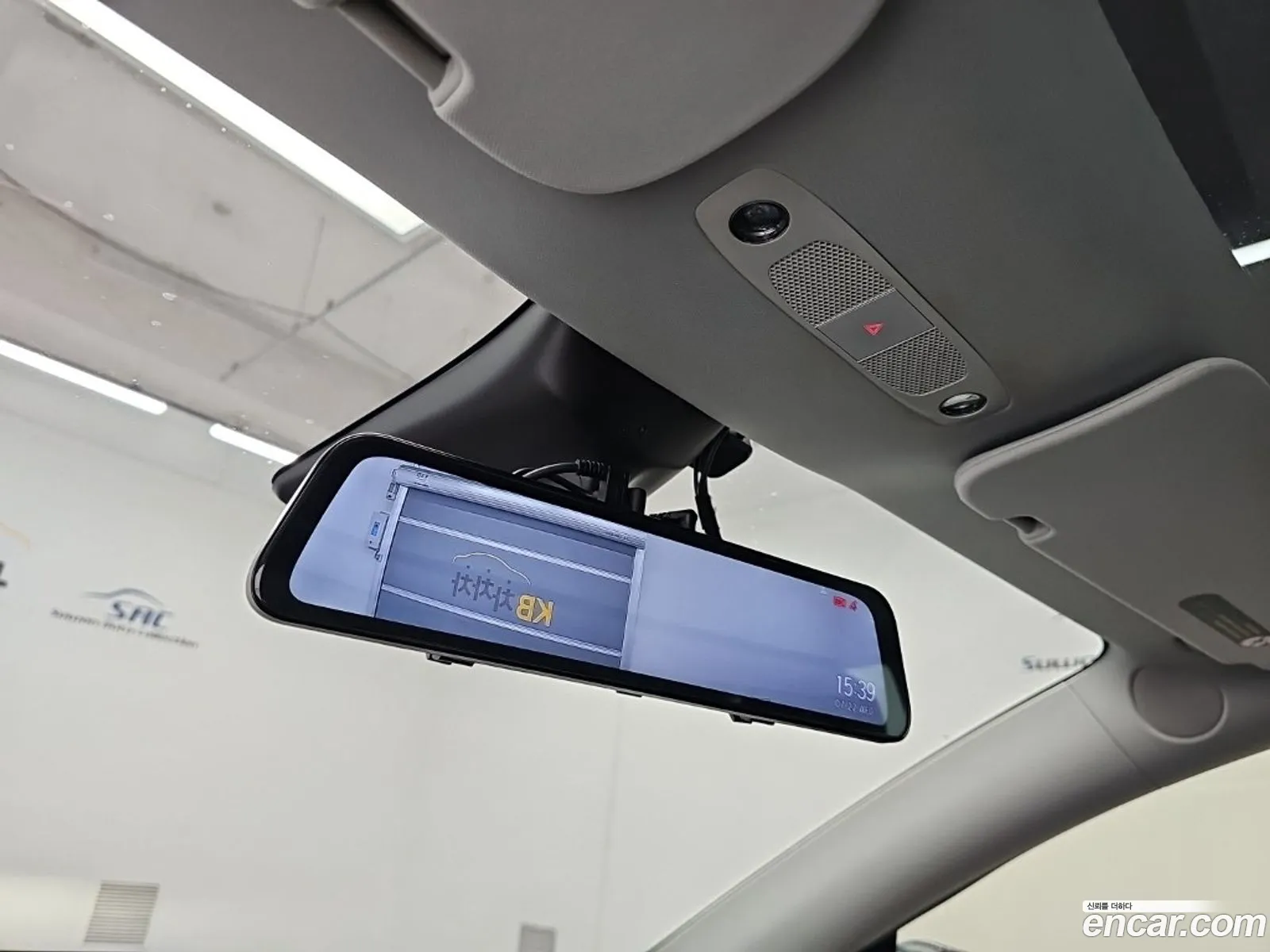 Tesla Model Y 2021 — 9