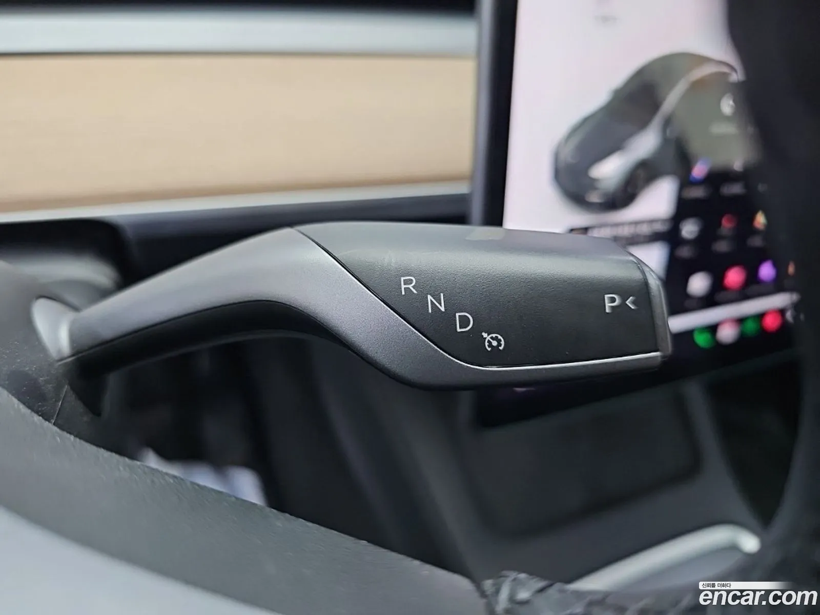 Tesla Model Y 2021 — 4