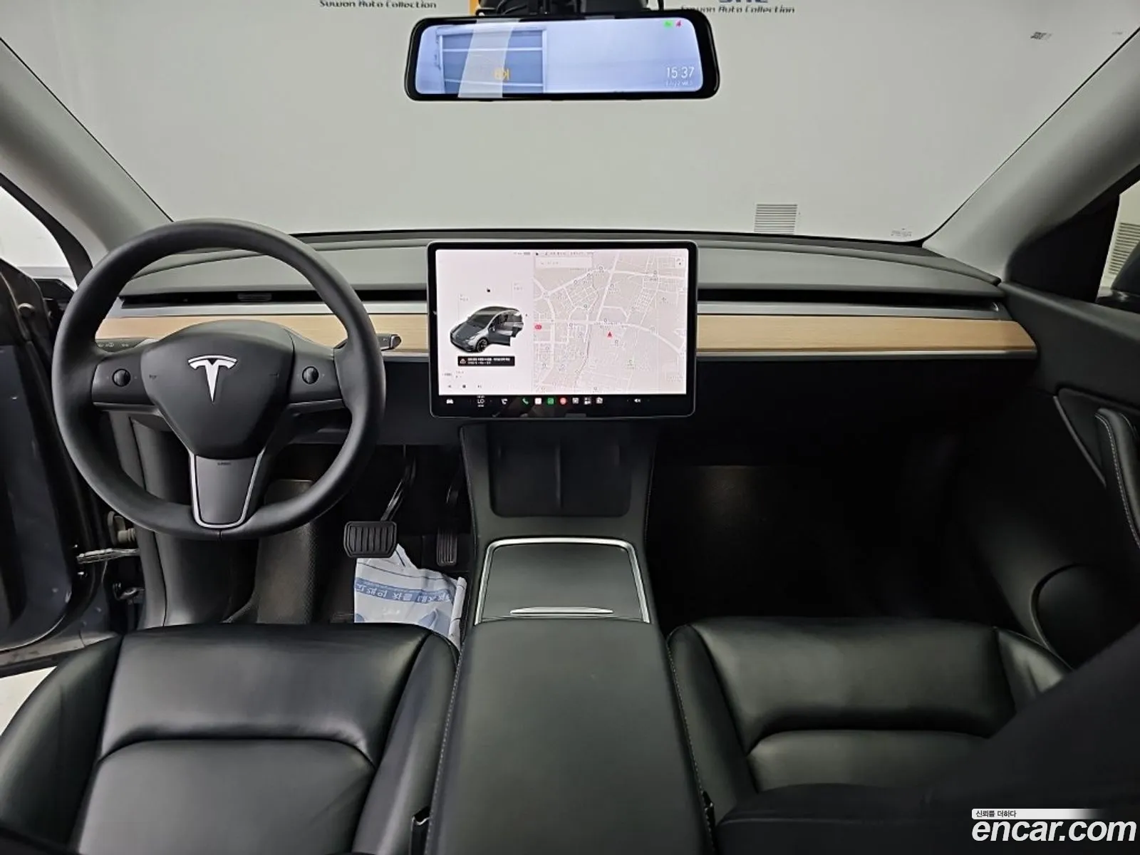 Tesla Model Y 2021 — 15