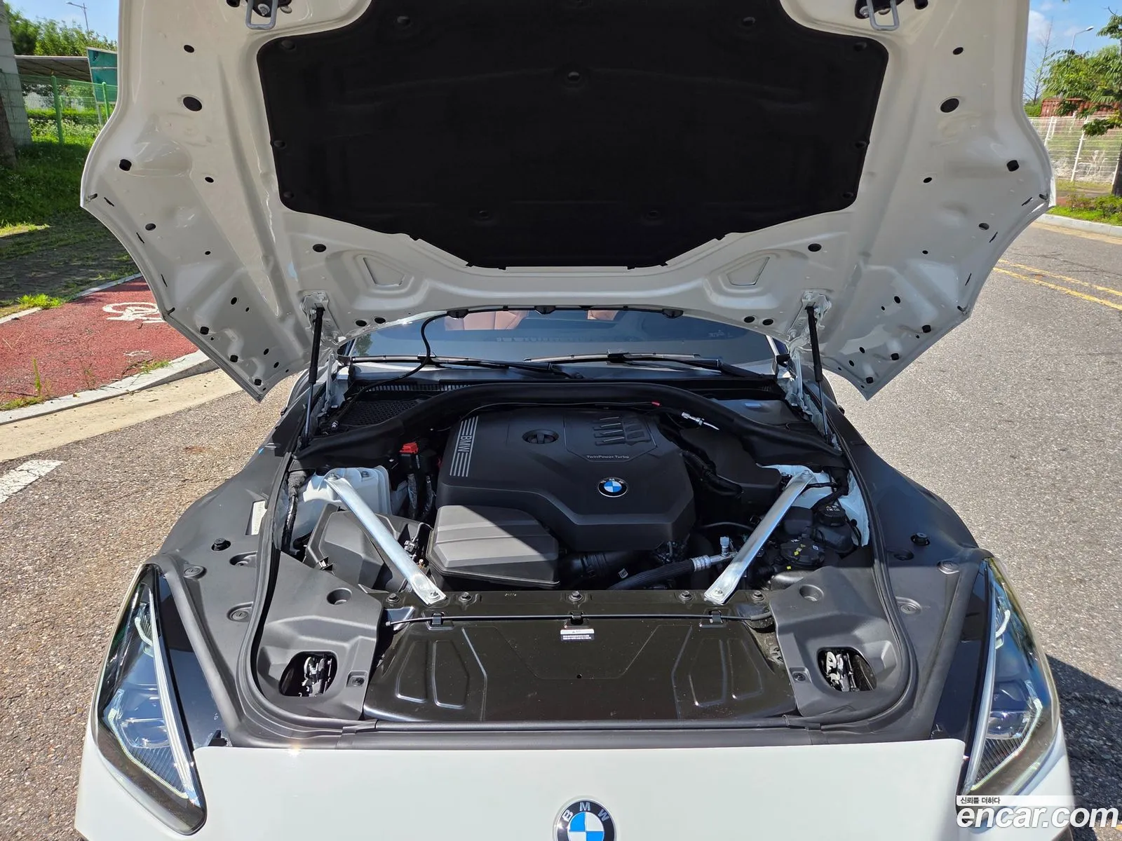 BMW Z4 2026 — 13