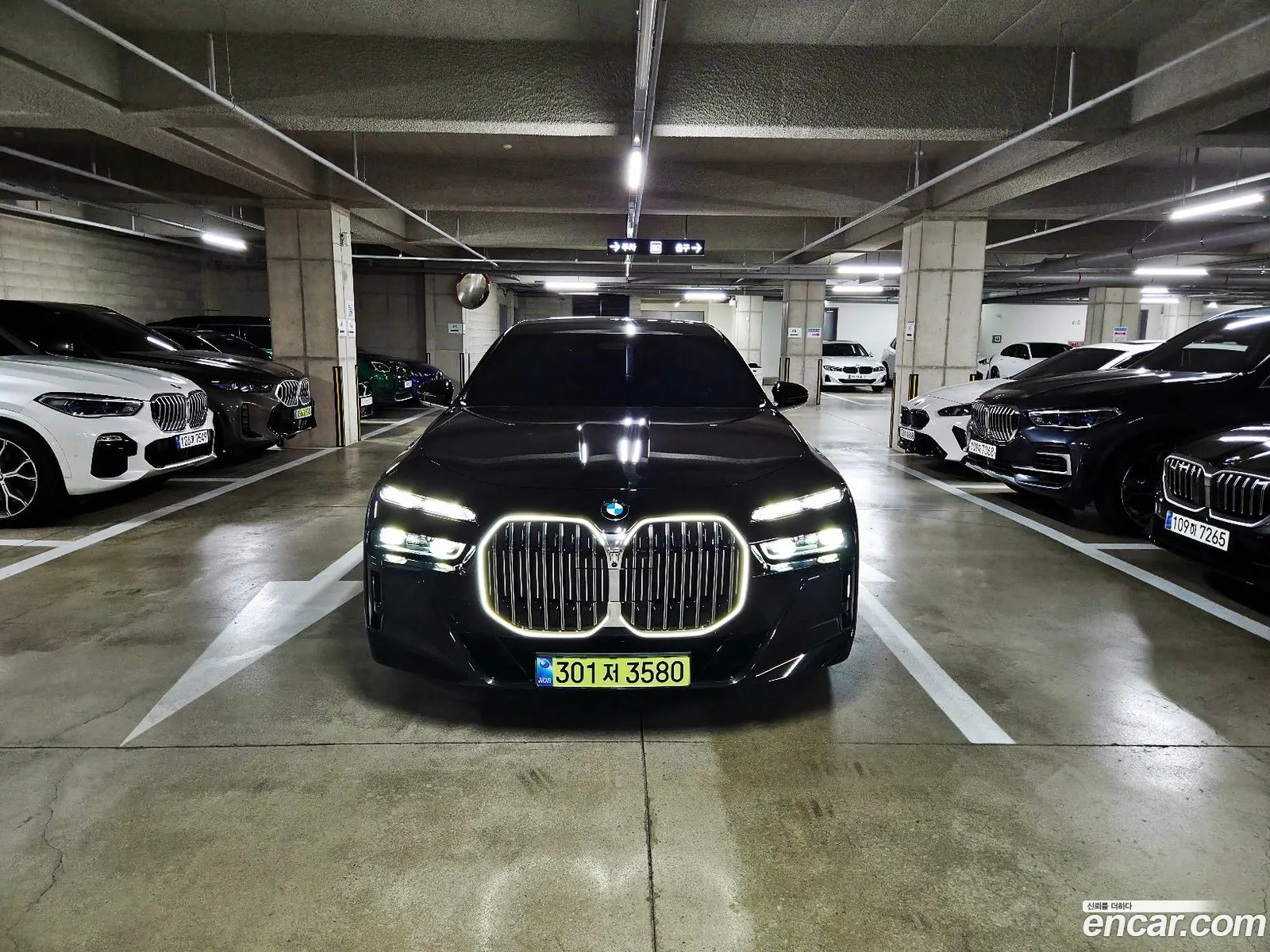 BMW 7 Series 2024 — 9