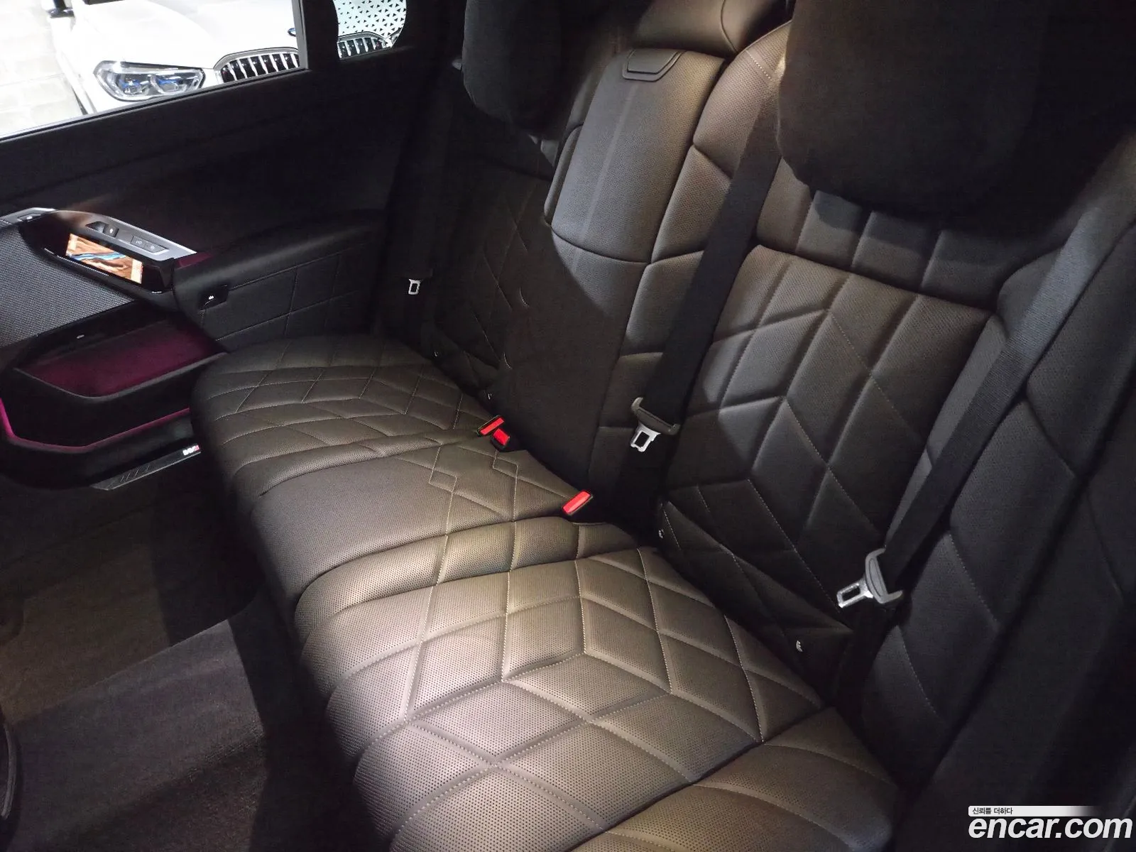 BMW 7 Series 2024 — 16
