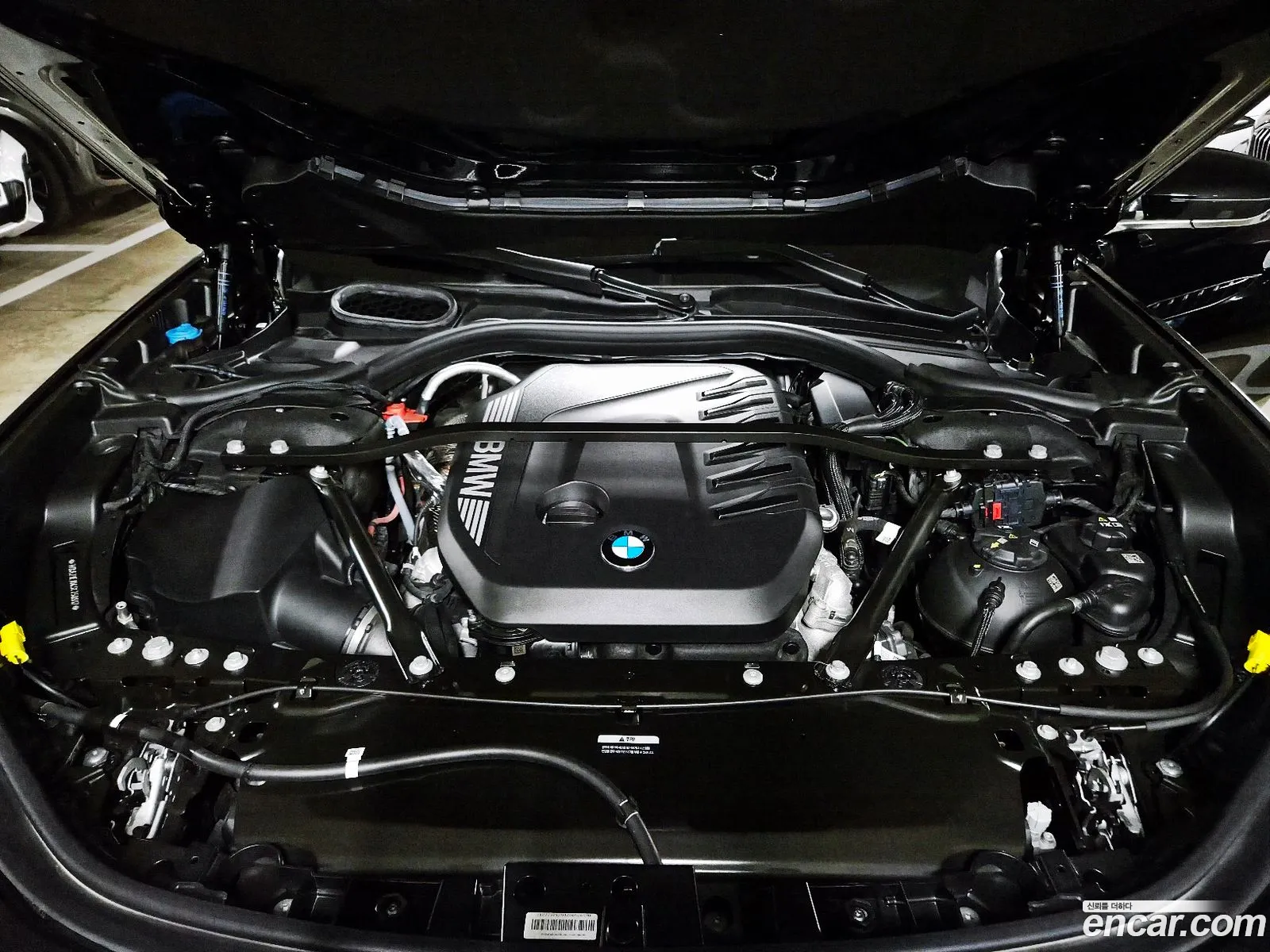 BMW 7 Series 2024 — 12