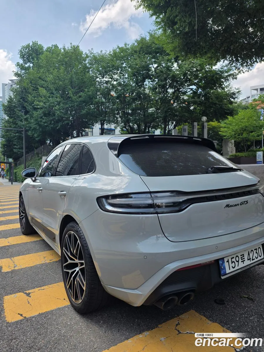 Porsche Macan 2023 — 17