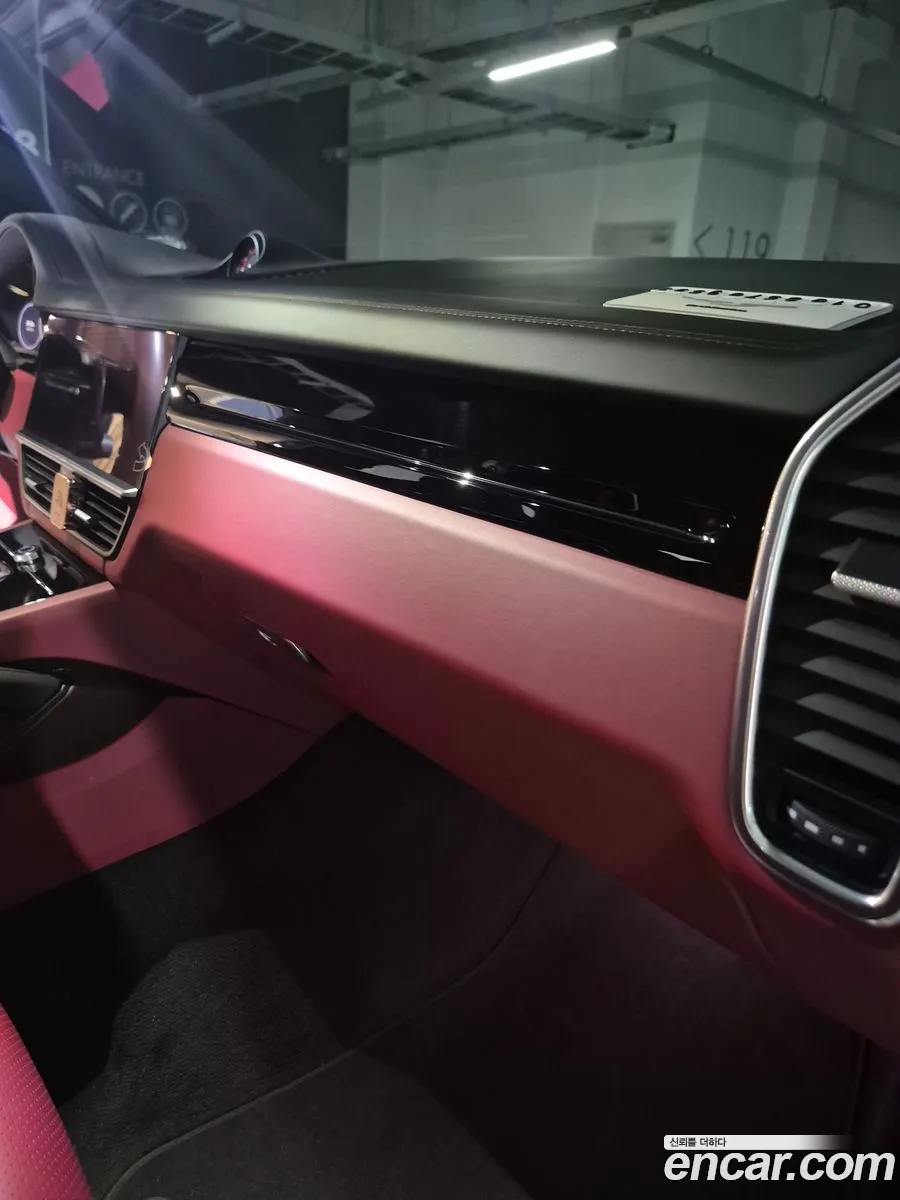Porsche Cayenne 2020 — 11