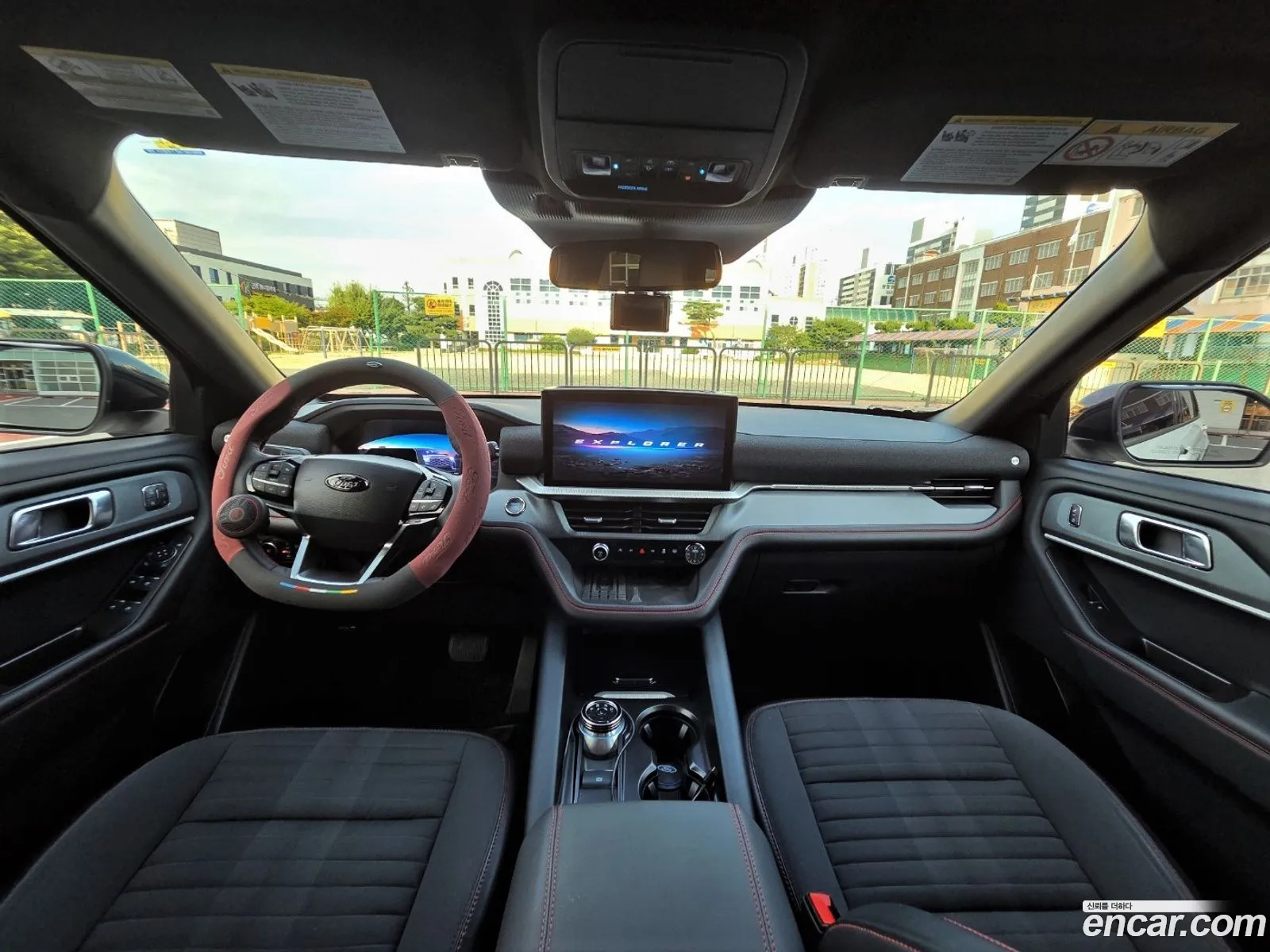 Ford Explorer 6th Gen 2025 — 6