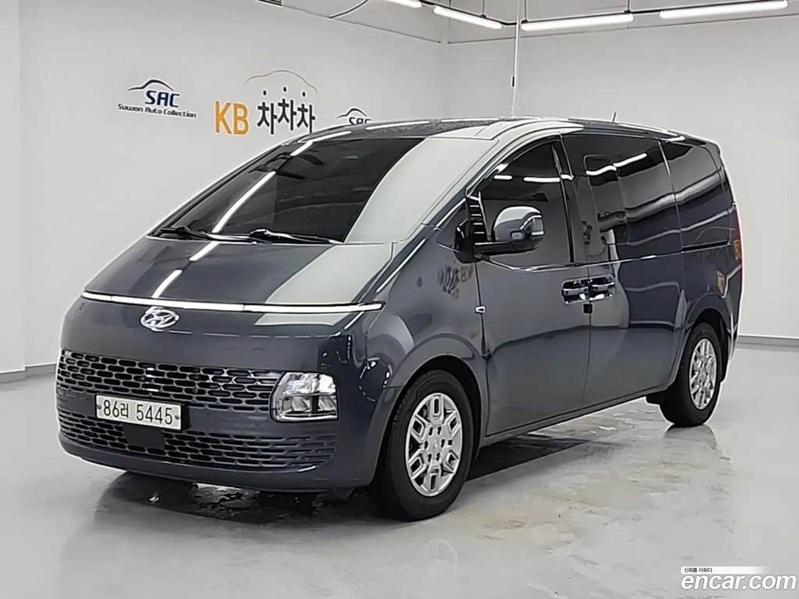 Hyundai Staria 2021 — 4