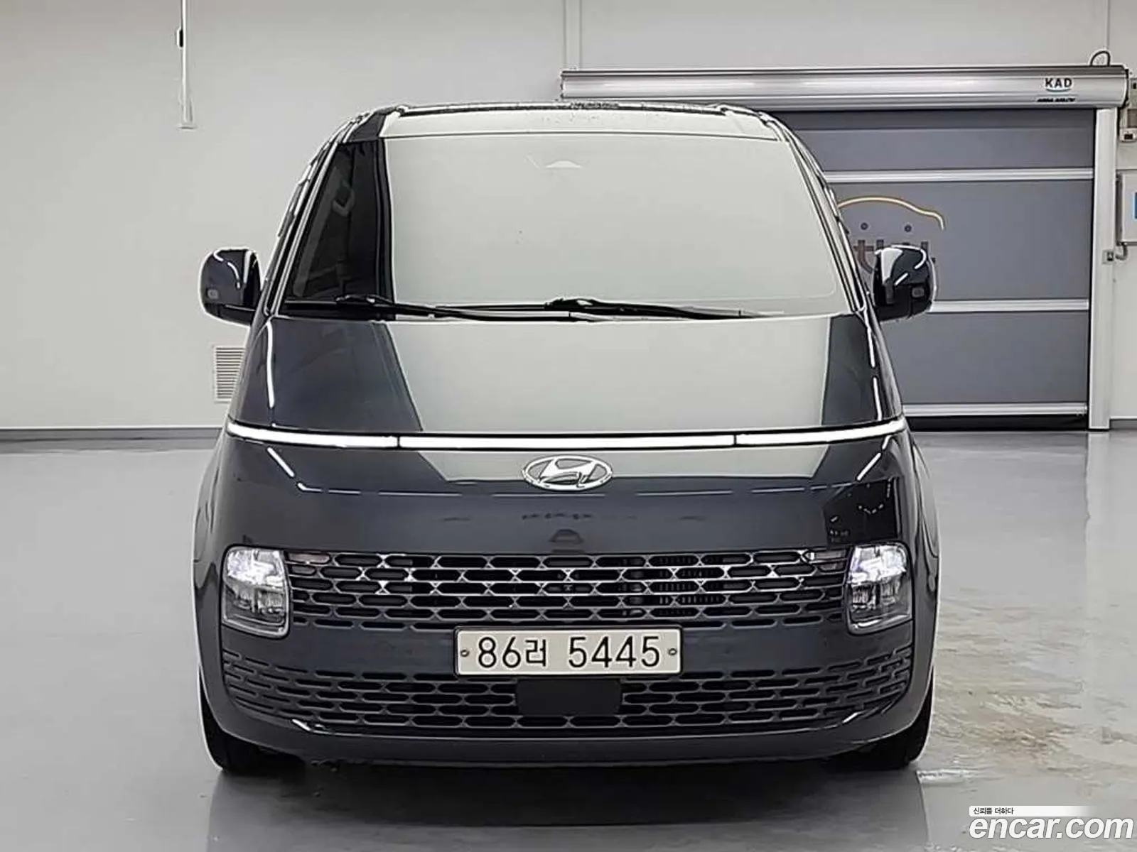 Hyundai Staria 2021 — 3