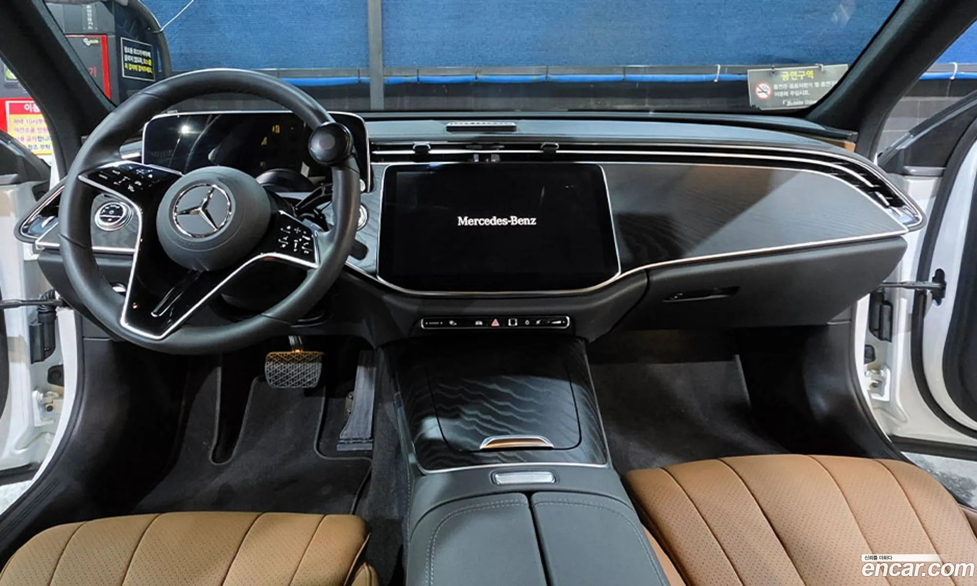 Mercedes-Benz E-Class W214 2025 — 8