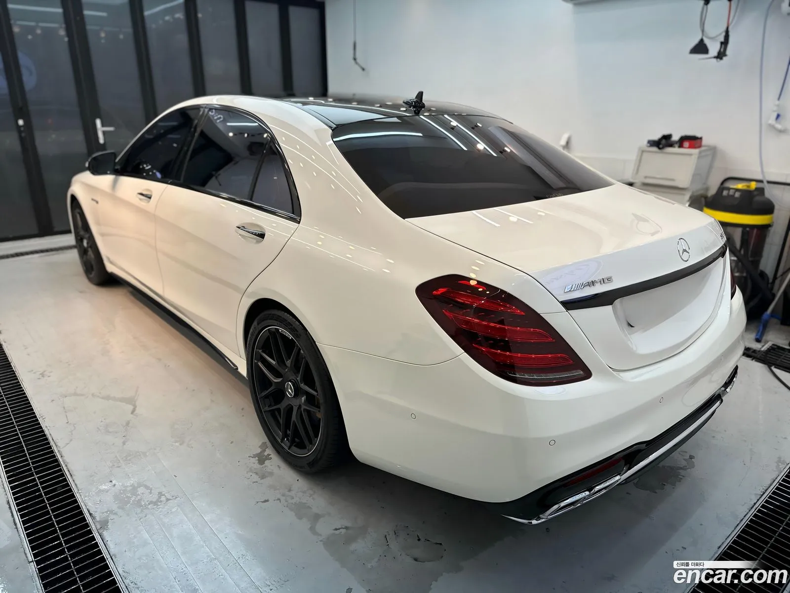 Mercedes-Benz S-Class W222 2017 — 6