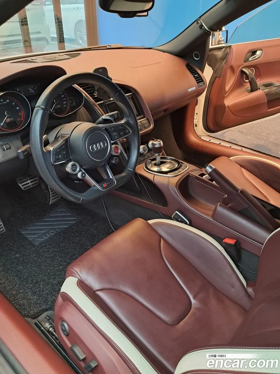 Audi R8 2015 — 7