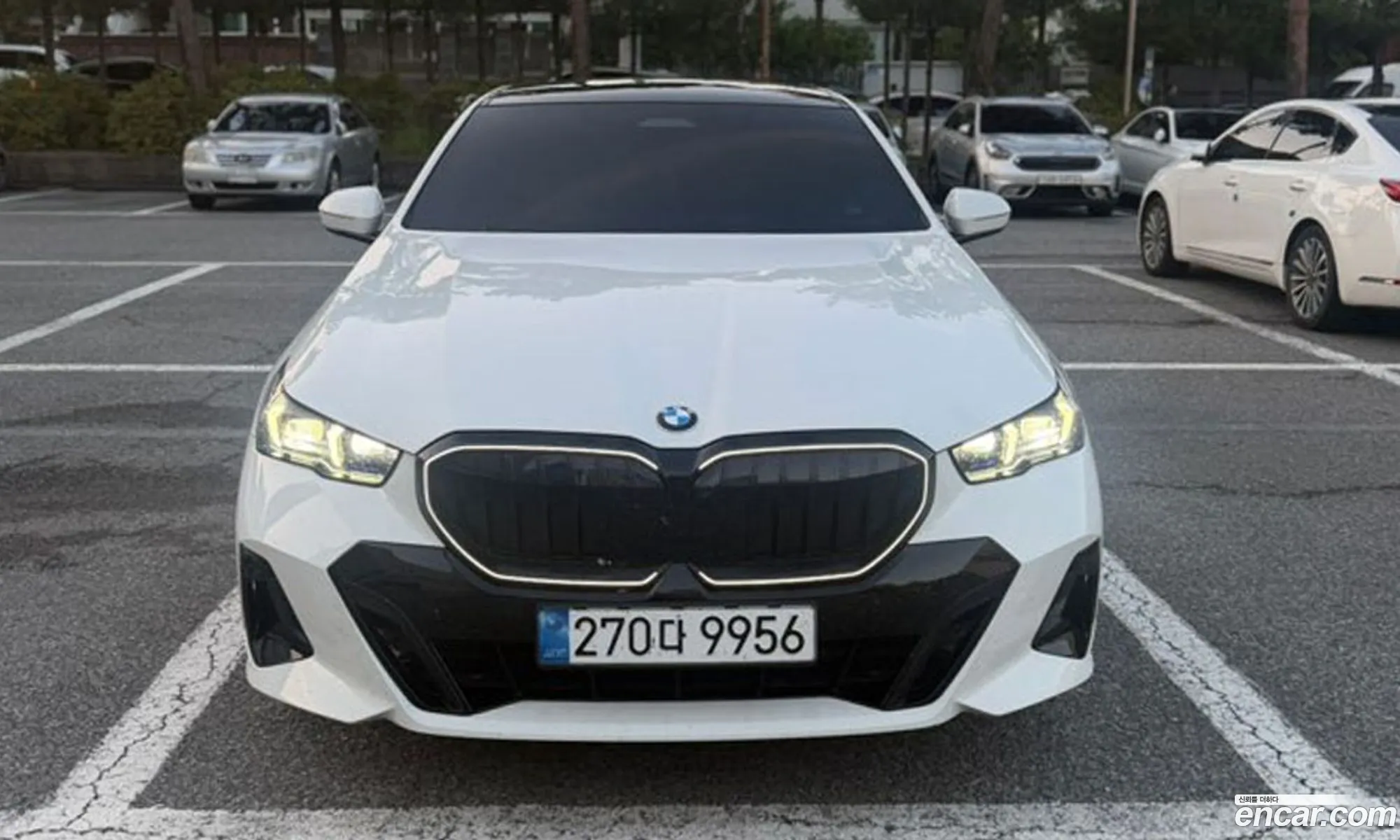 BMW 5 Series 2025 — 8