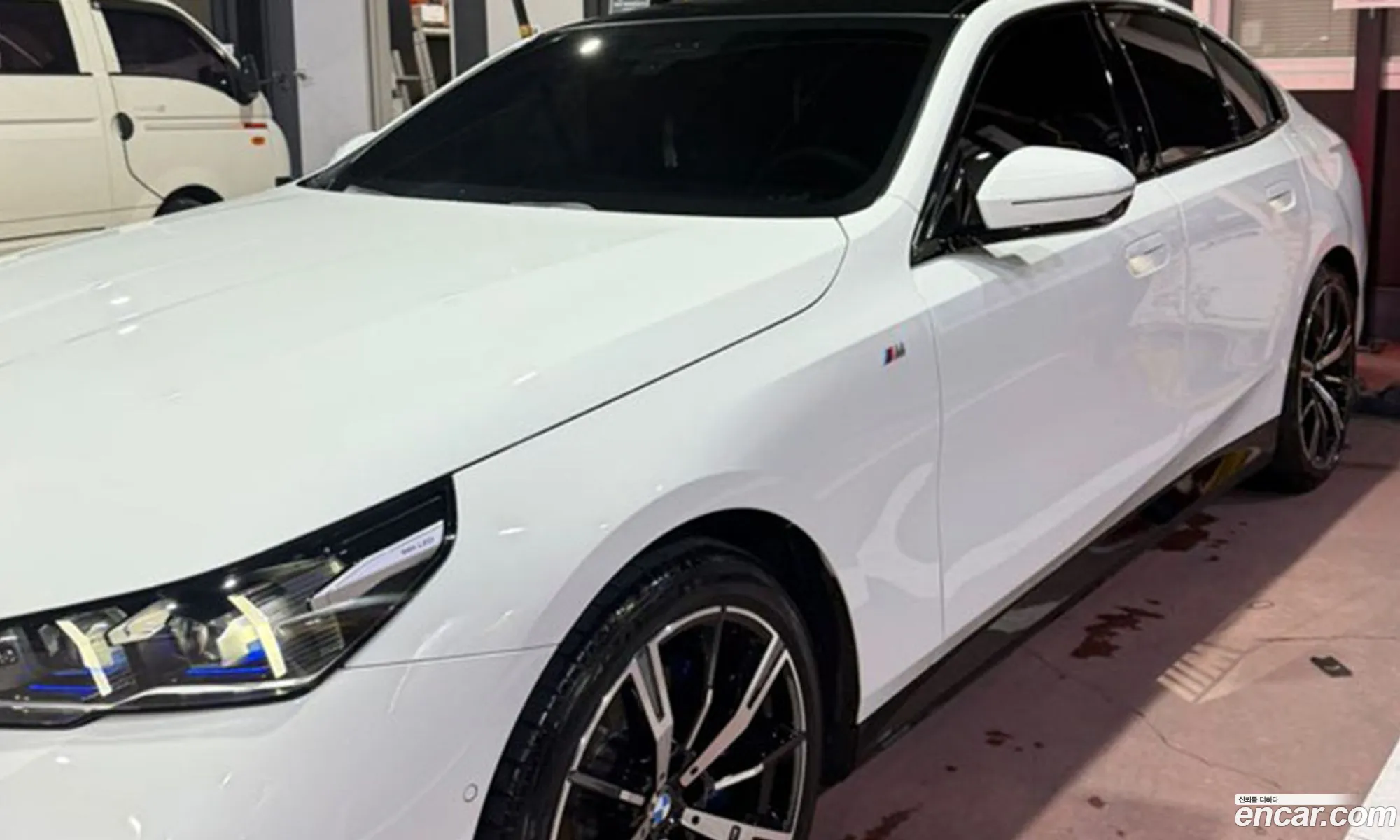 BMW 5 Series 2025 — 10