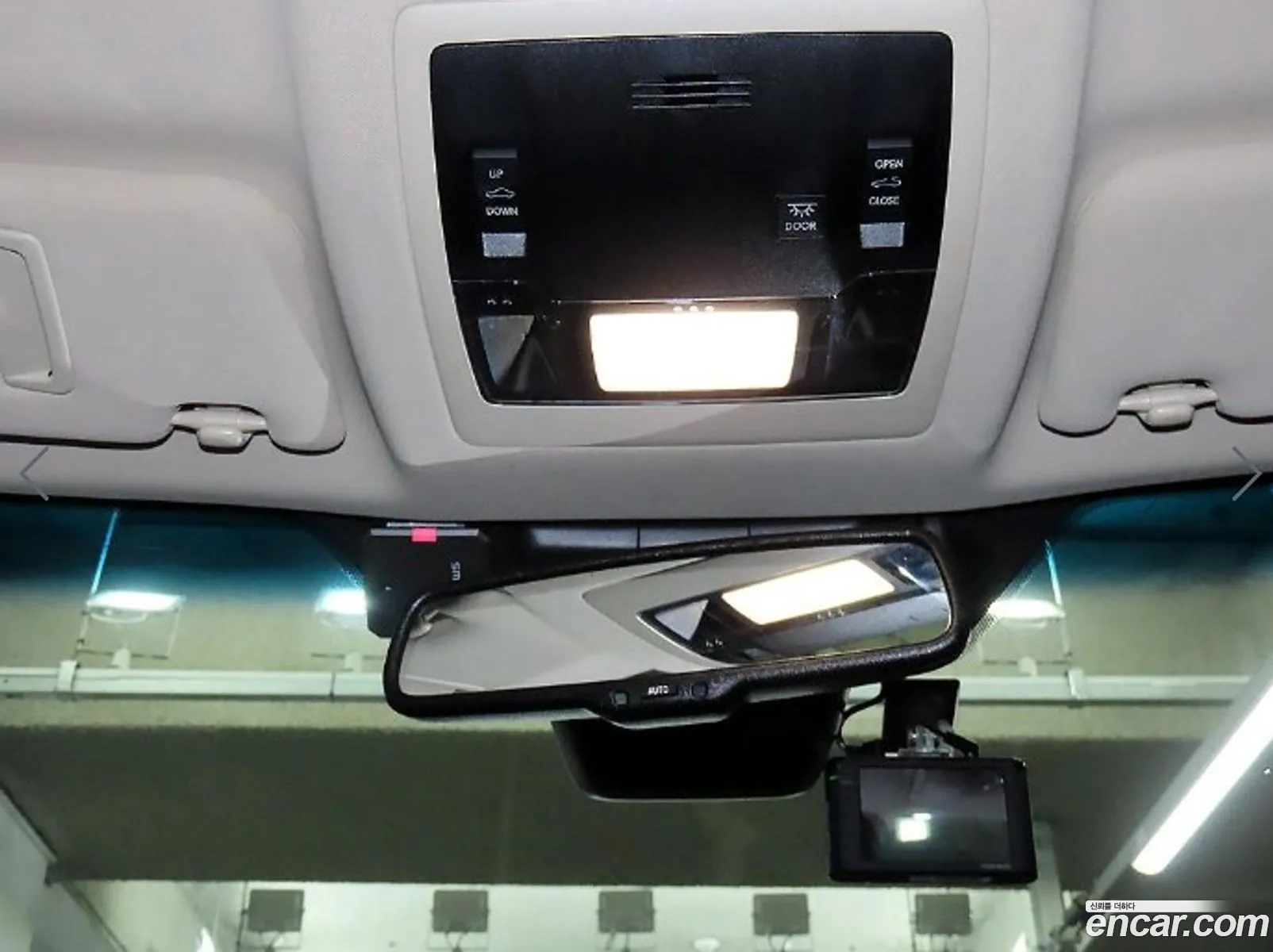 Lexus NX300h 2019 — 9