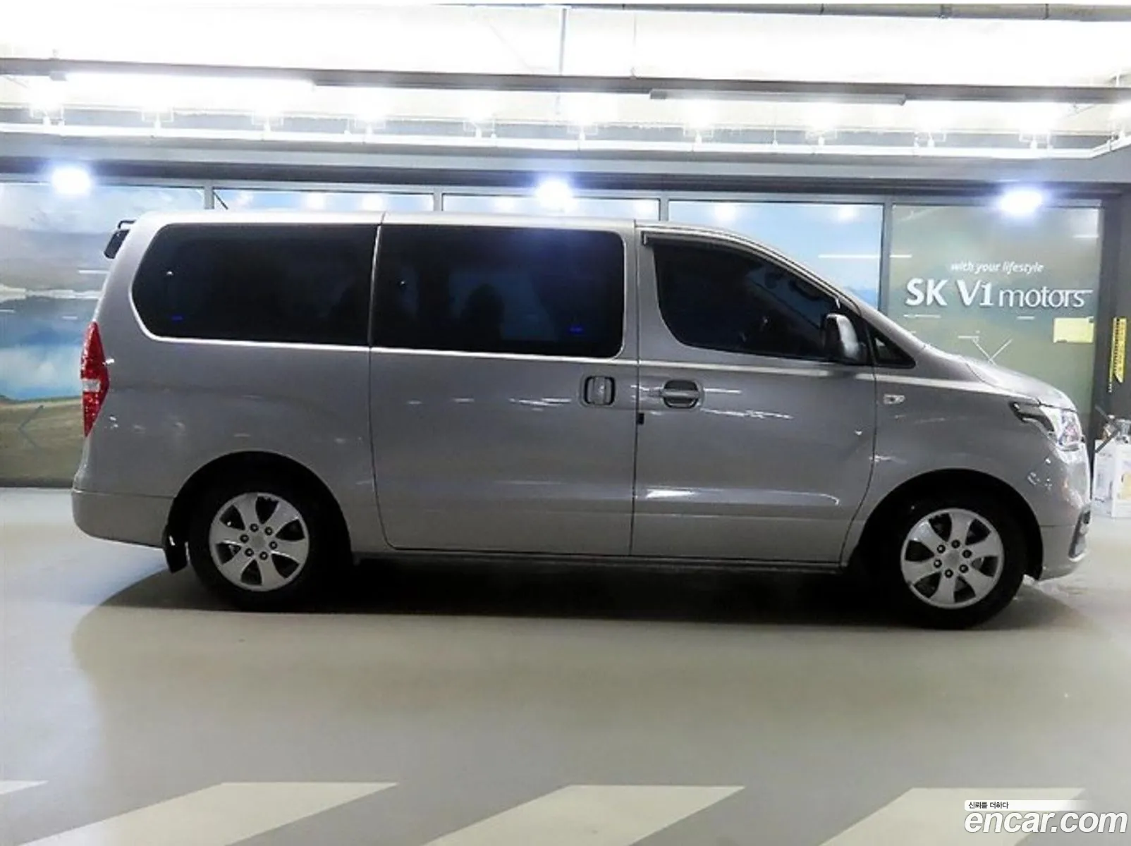 Hyundai Grand Starex 2018 — 2