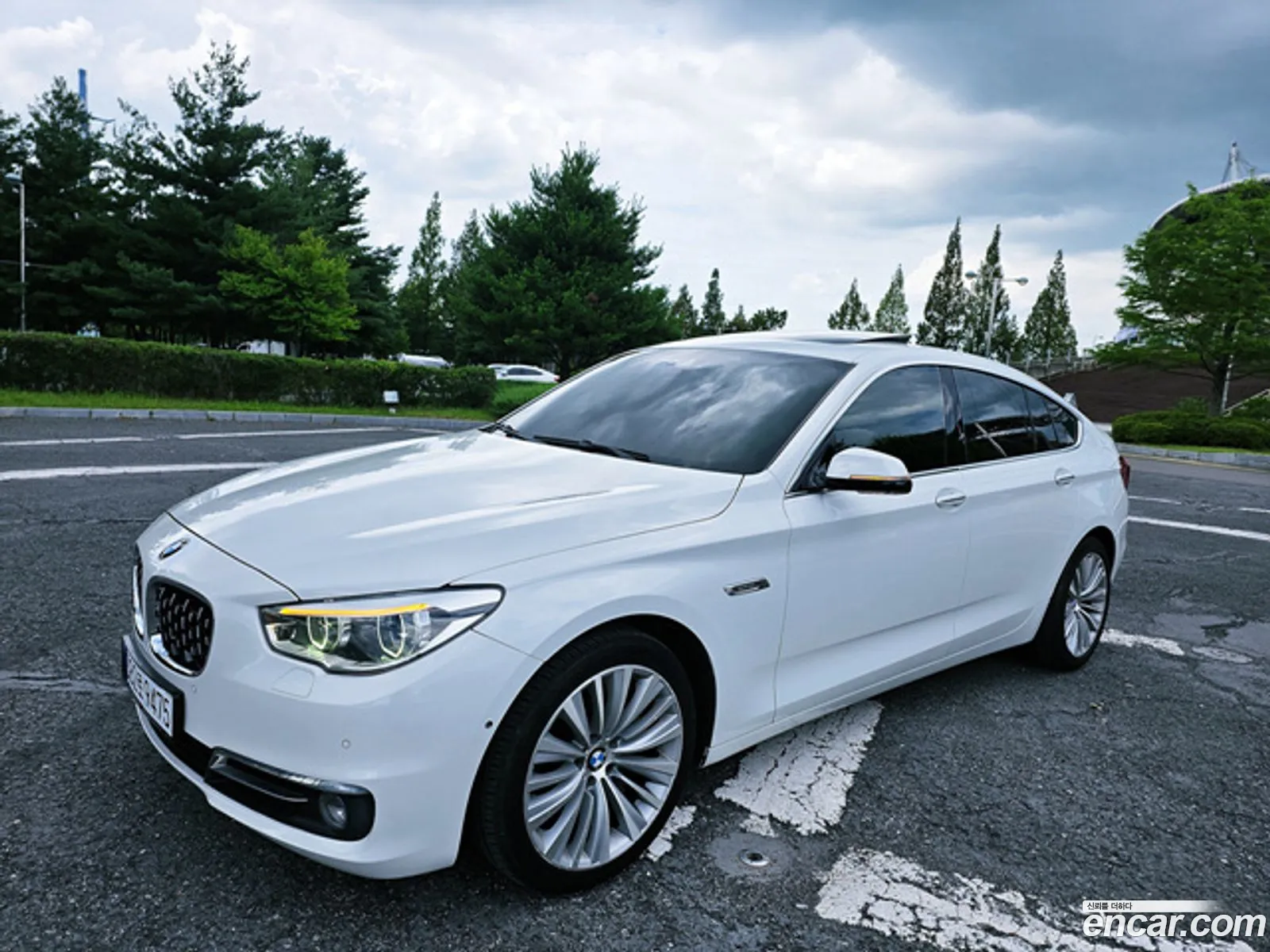 BMW 5 Series GT 2014 — 10