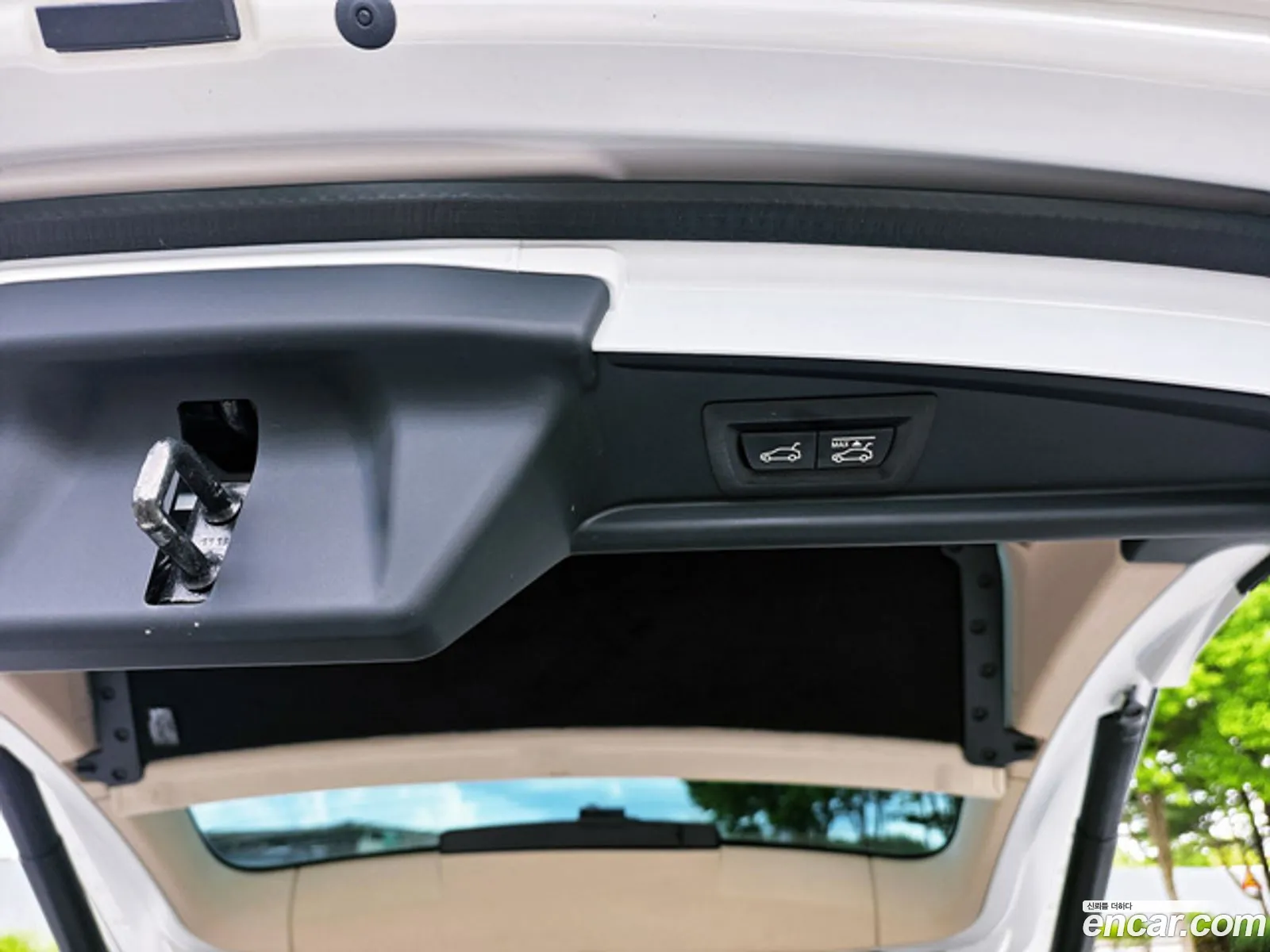 BMW 5 Series GT 2014 — 15