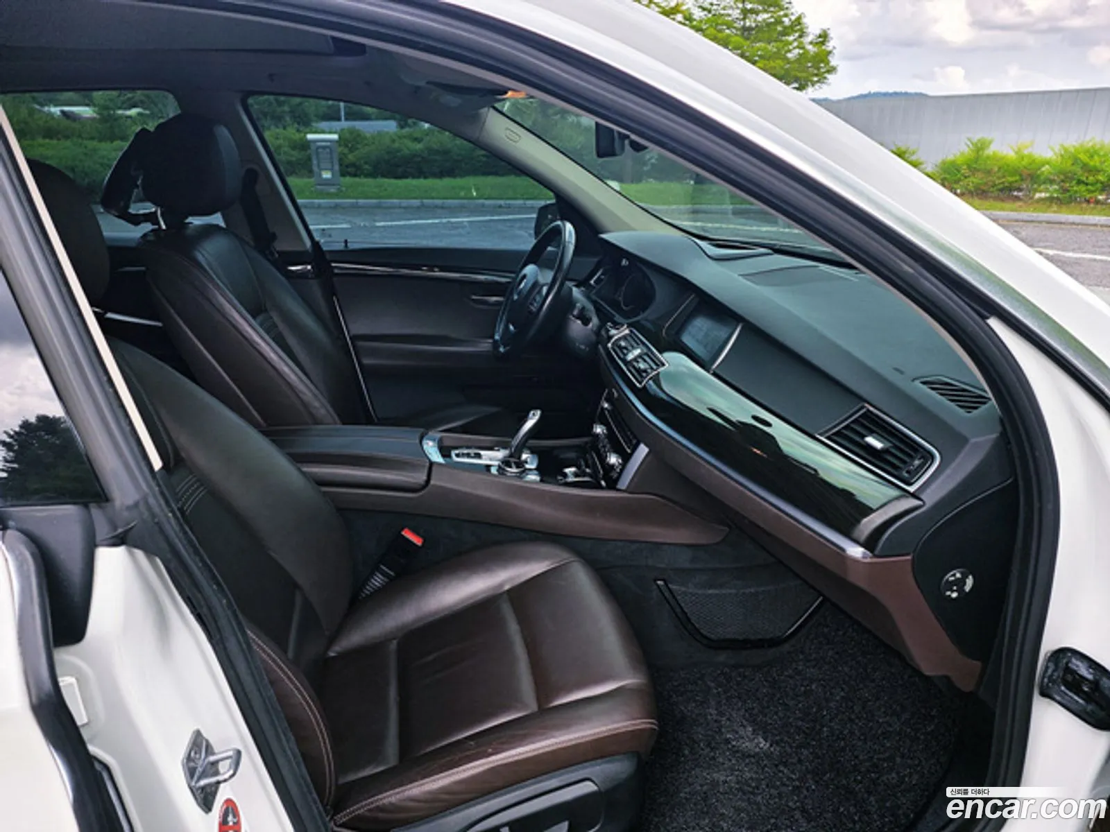 BMW 5 Series GT 2014 — 7