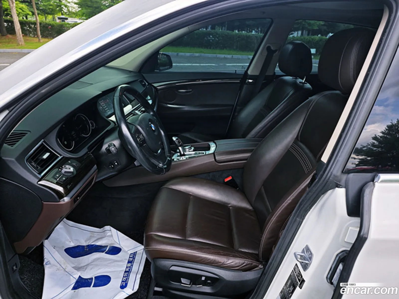 BMW 5 Series GT 2014 — 12