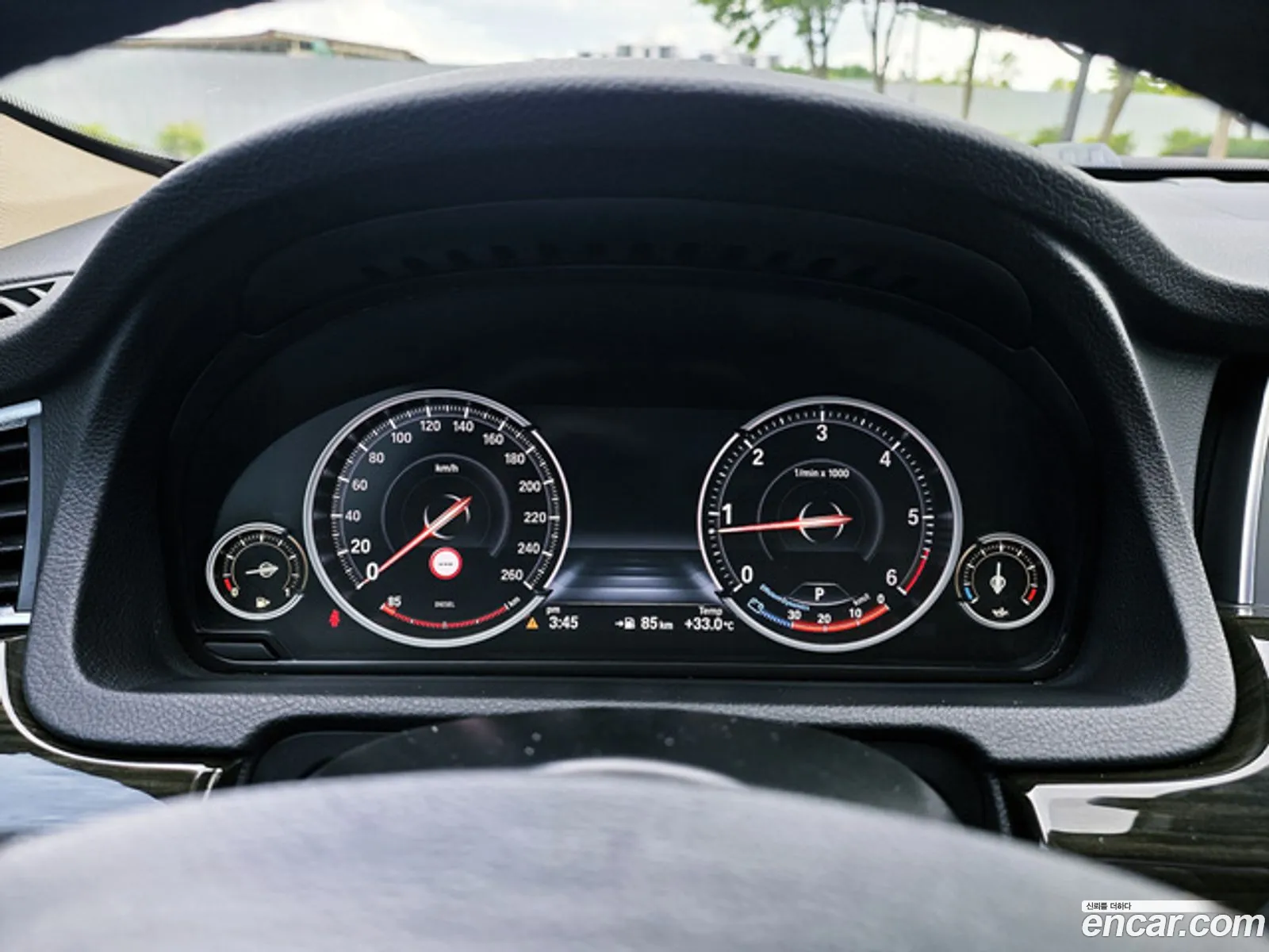 BMW 5 Series GT 2014 — 17