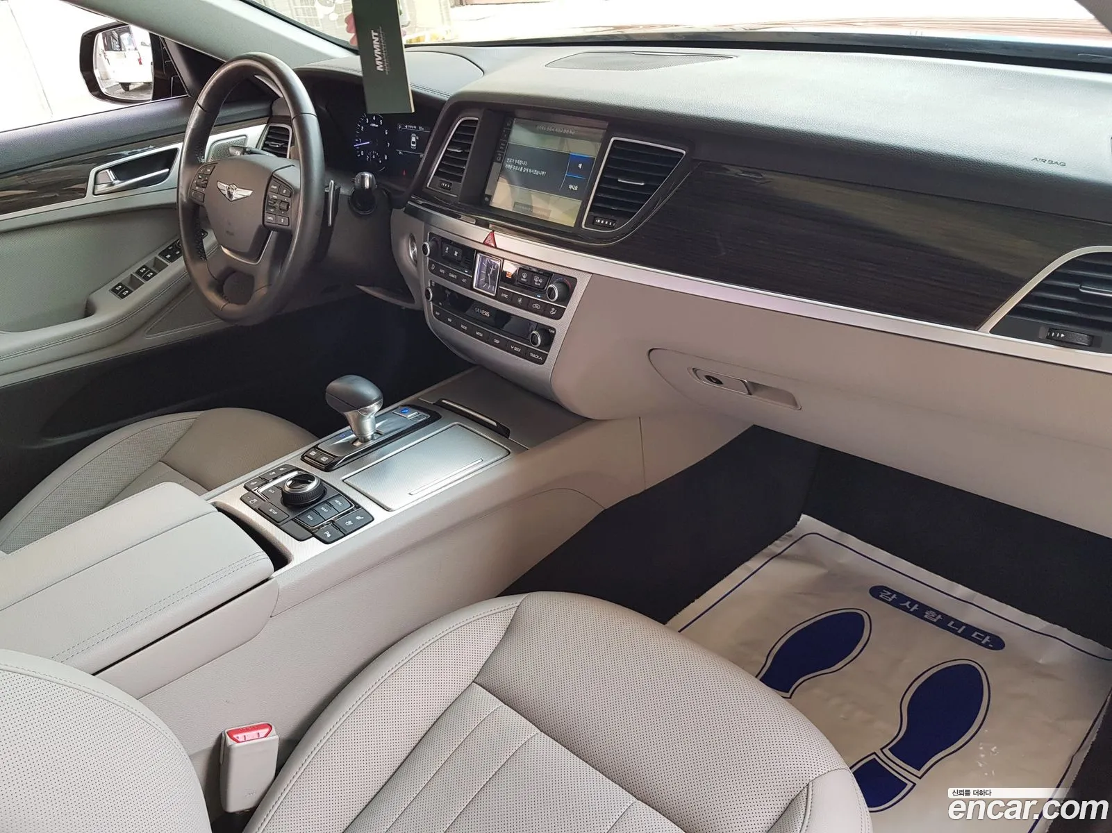 Genesis G80 2019 — 16