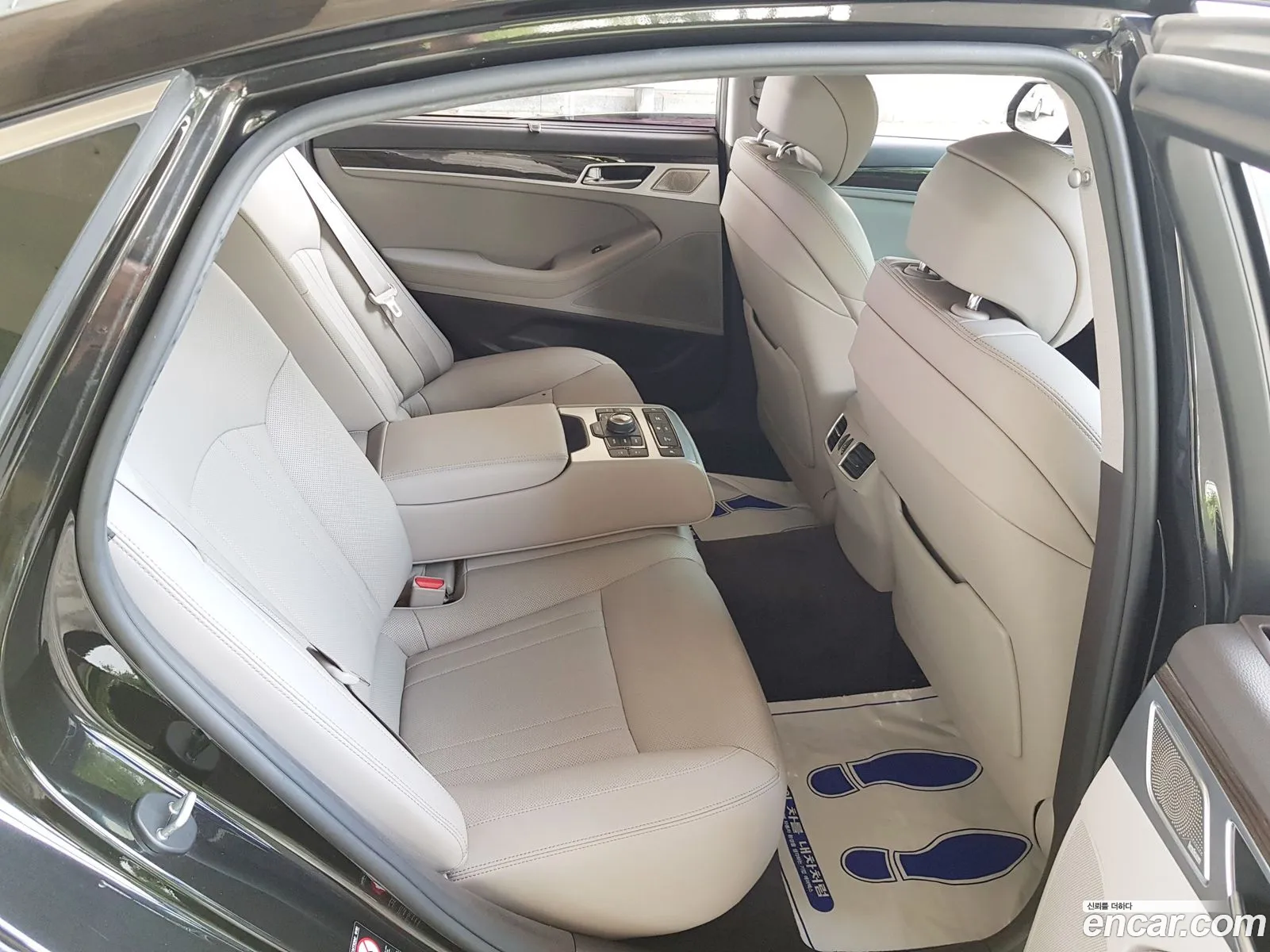 Genesis G80 2019 — 17