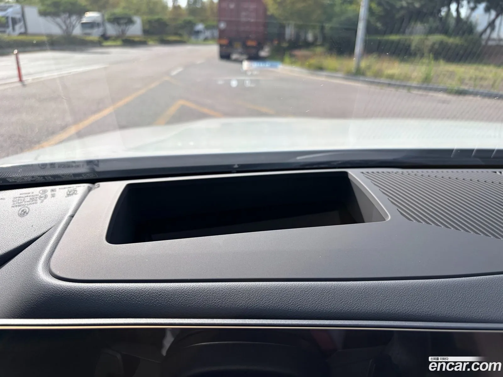 BMW 5 Series 2026 — 13