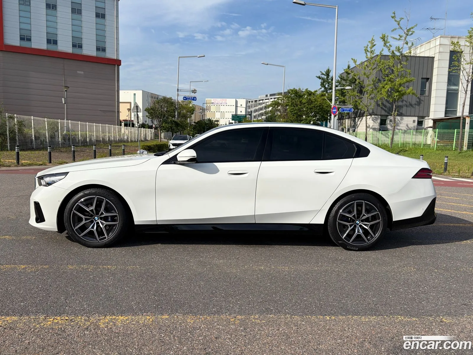 BMW 5 Series 2026 — 2