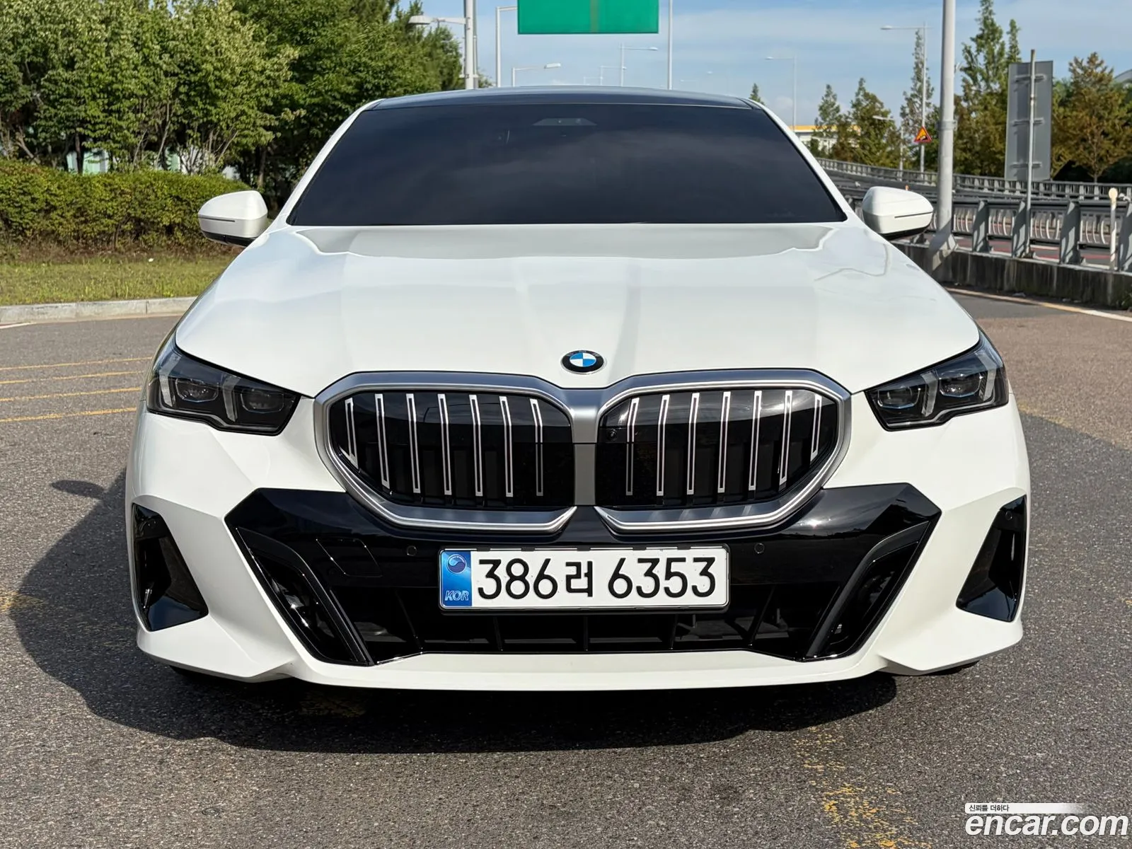 BMW 5 Series 2026 — 8