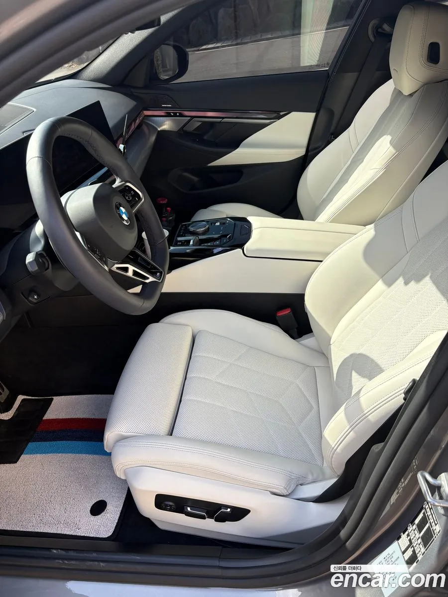 BMW 5 Series 2025 — 3