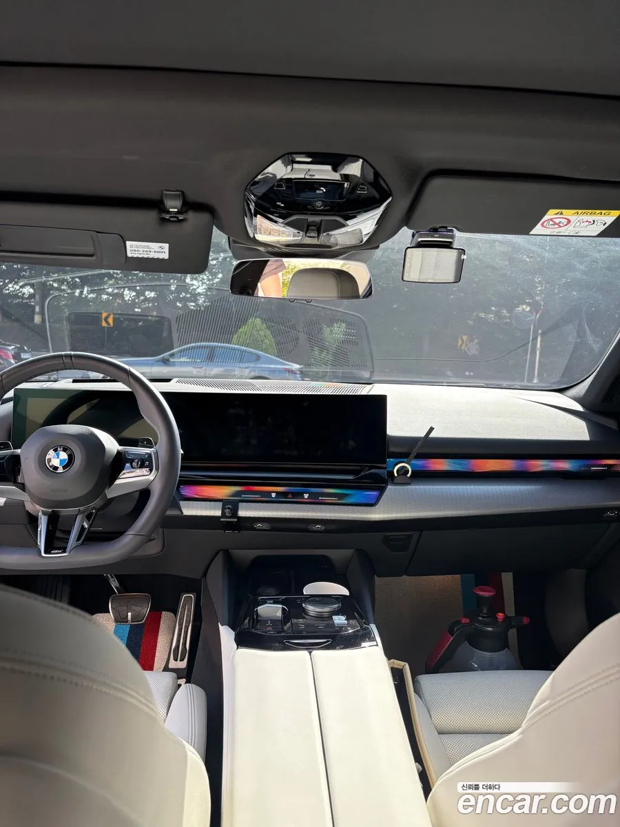 BMW 5 Series 2025 — 9