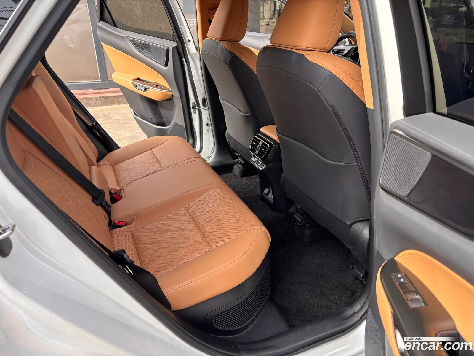 Lexus NX350h 2024 — 19