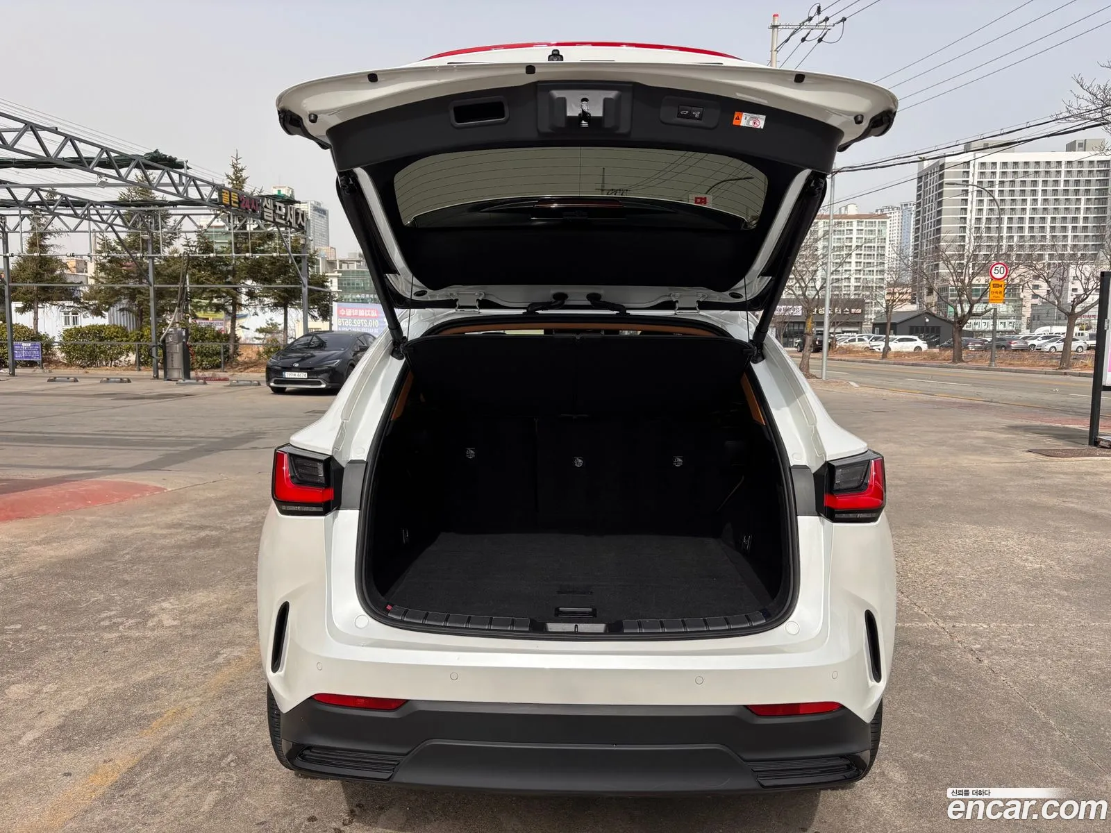 Lexus NX350h 2024 — 9