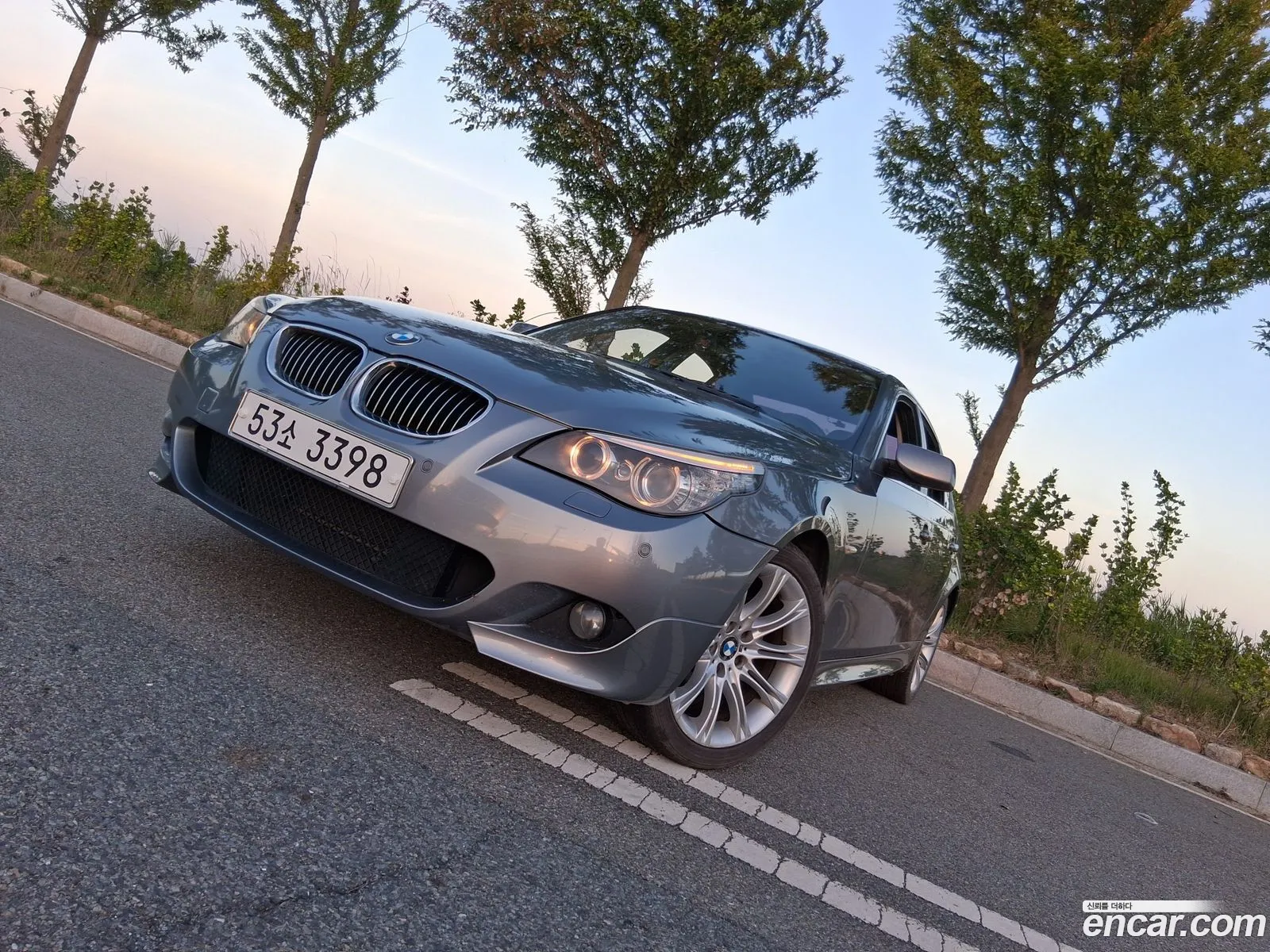 BMW 5 Series 2009 — 5