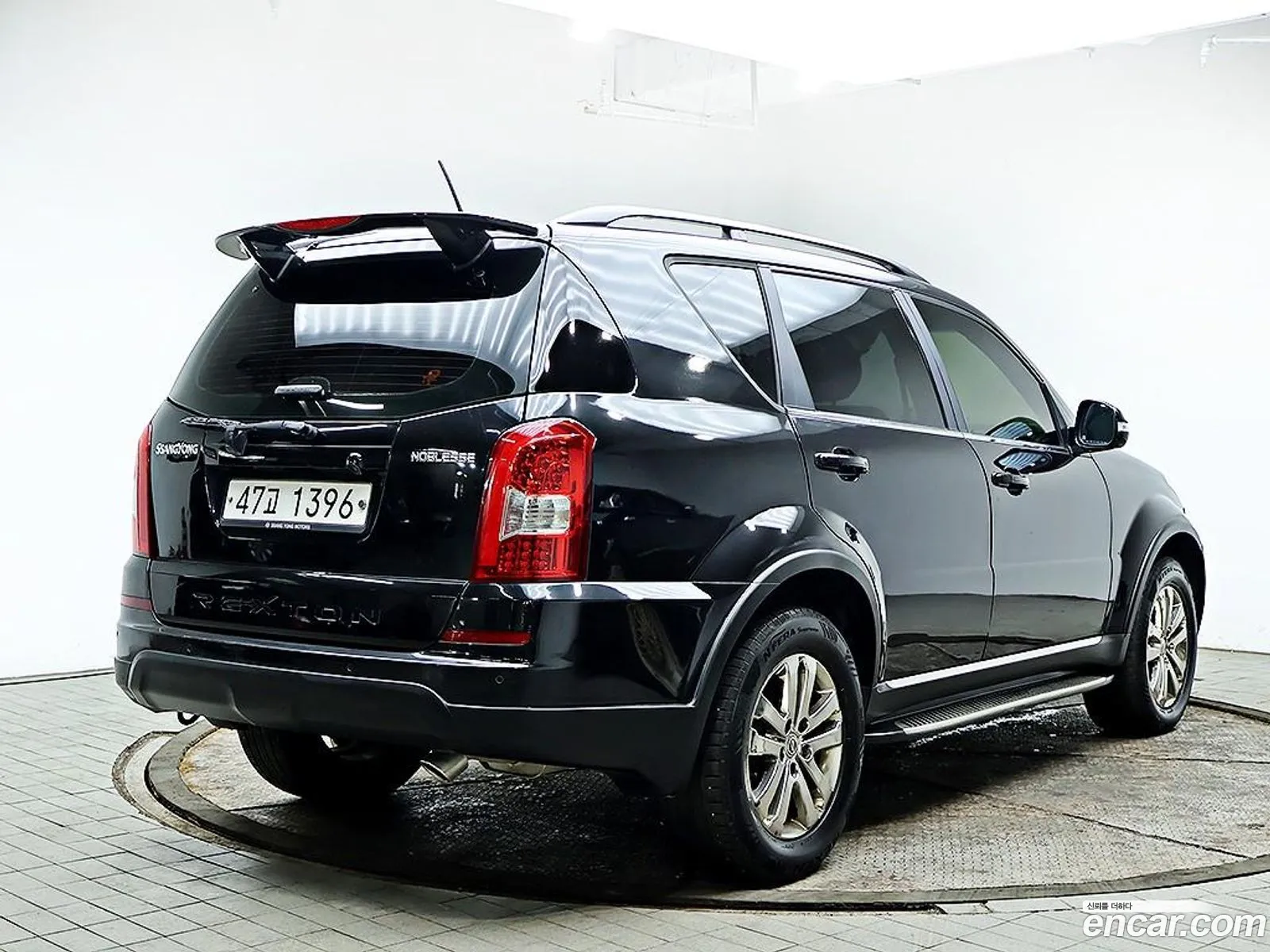 KG Mobility (SsangYong) Rexton W