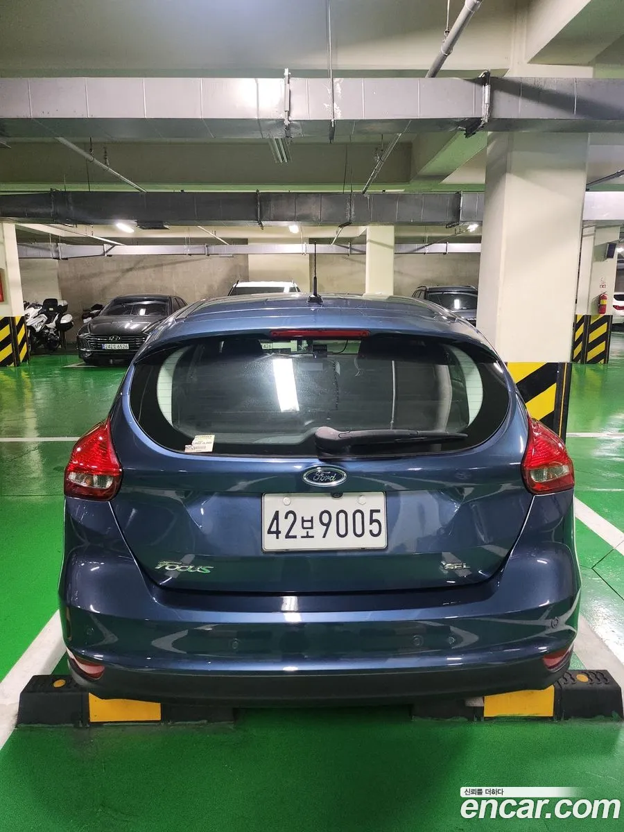 Ford Focus 2019 — 12