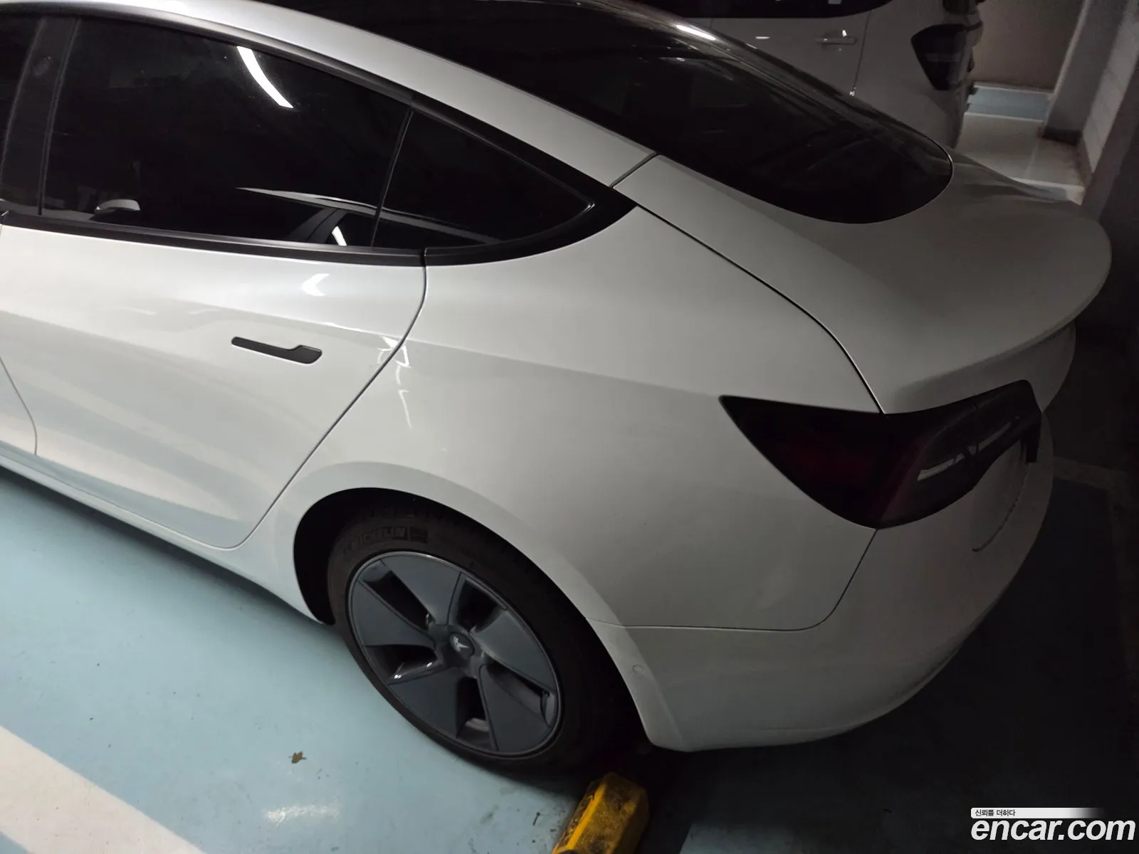Tesla Model 3 2022 — 5