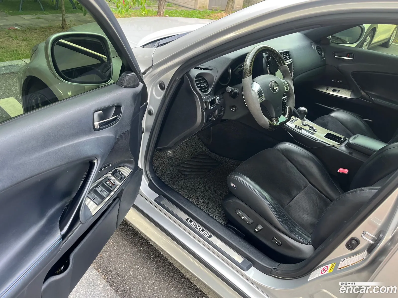 Lexus IS F 2010 — 11