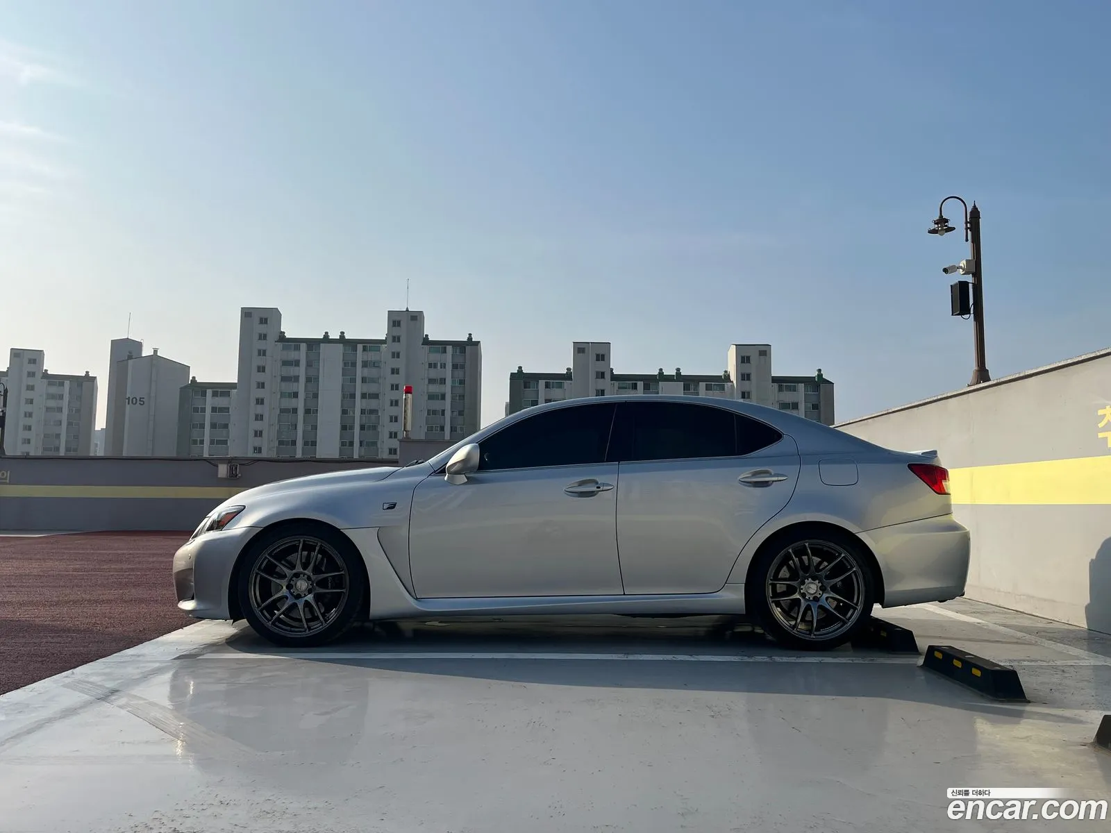 Lexus IS F 2010 — 16