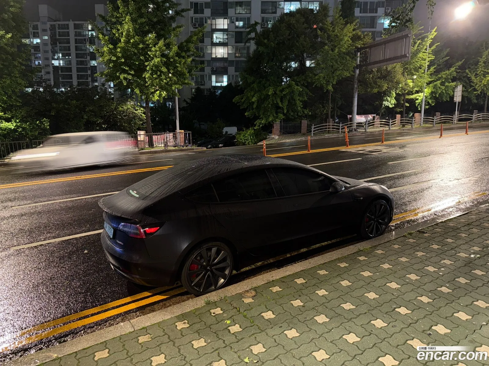 Tesla Model 3 2020 — 2