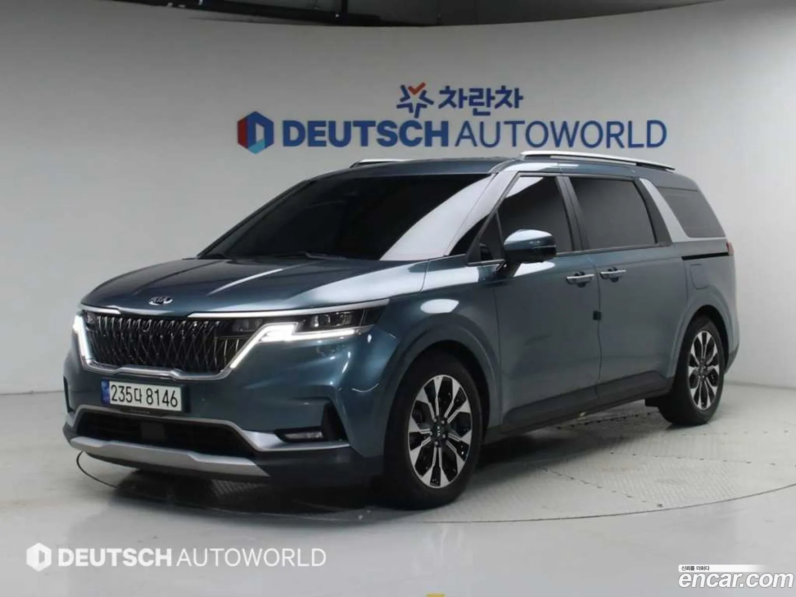 Kia Carnival 2021 — 4