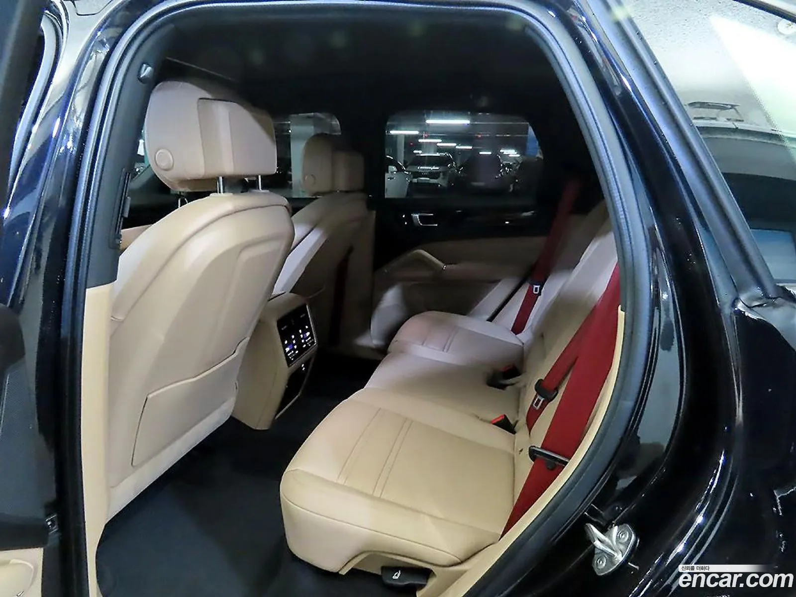 Porsche Cayenne 2022 — 3