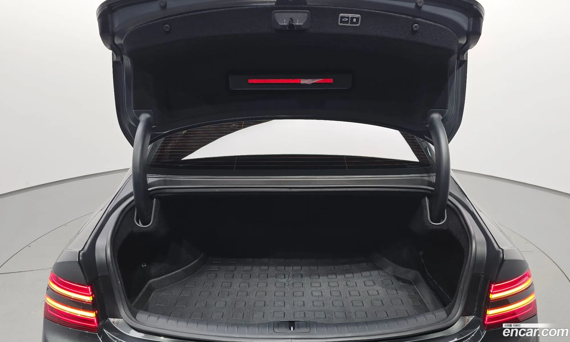 Genesis G80 2022 KMTGB41CDNU147758 — 13