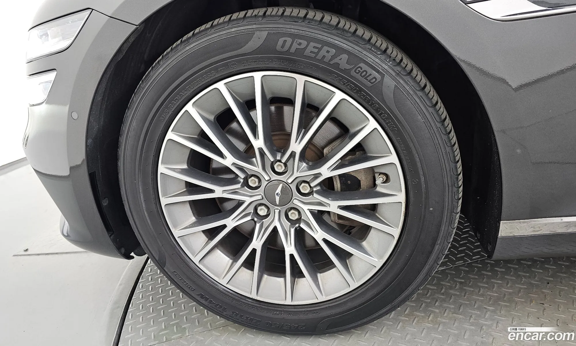Genesis G80 2022 KMTGB41CDNU147758 — 23