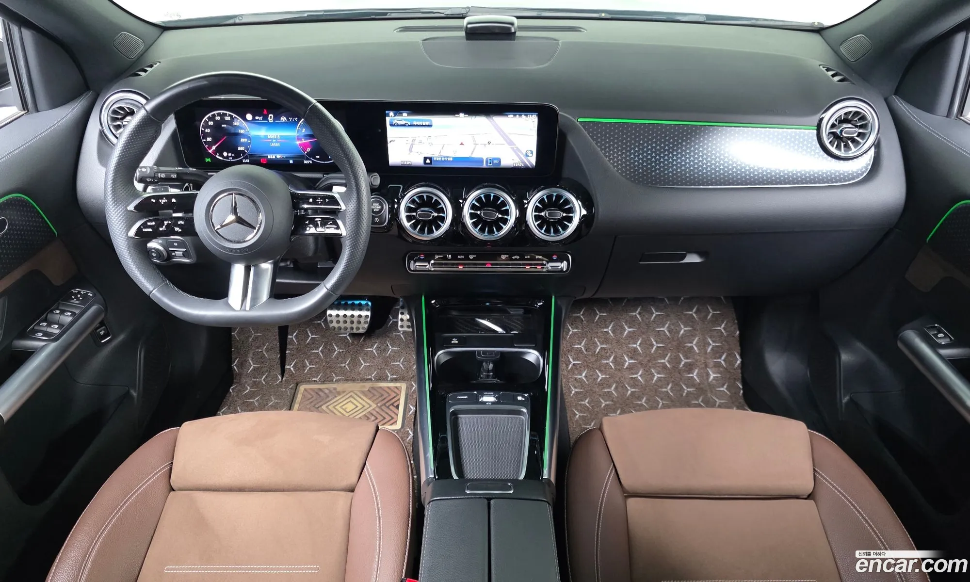 Mercedes-Benz GLA-Class H247 2024 — 4